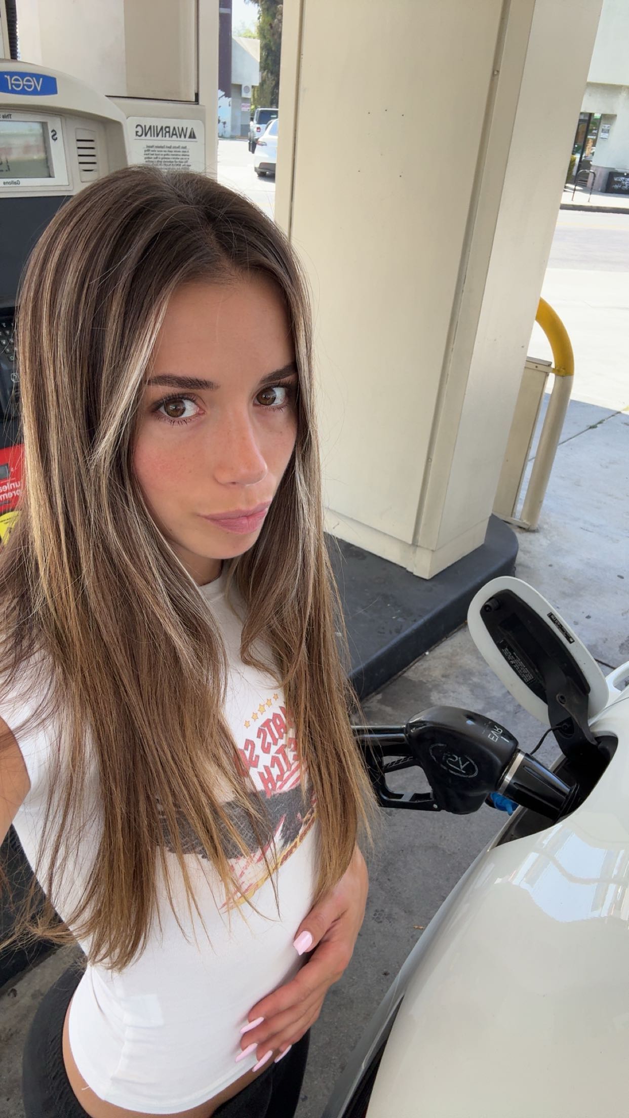 sadie.mckenna snapchat image archive image