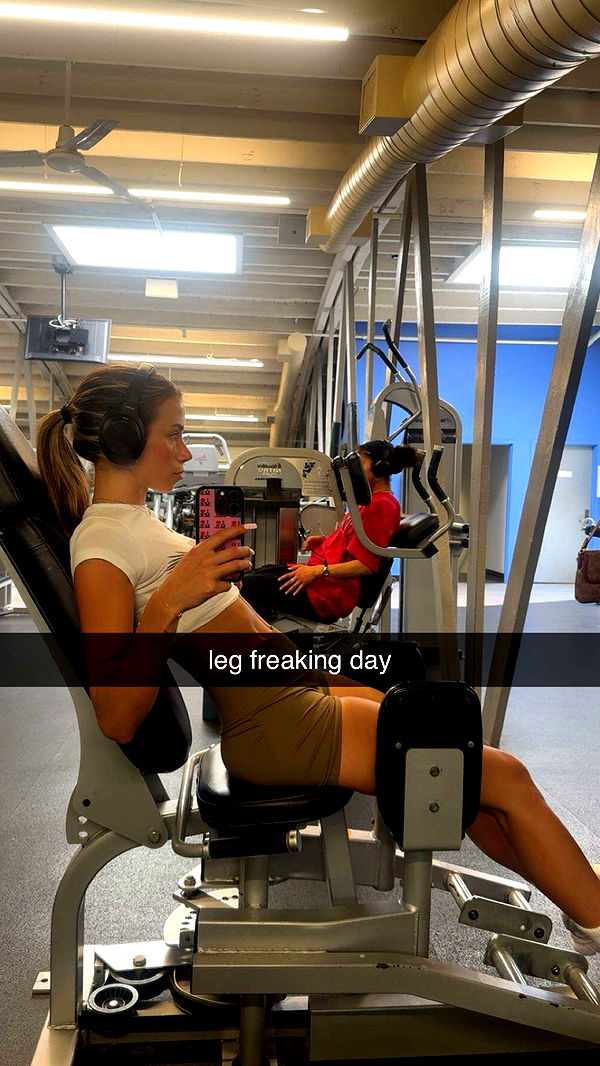 sadie.mckenna image ~ Altpins