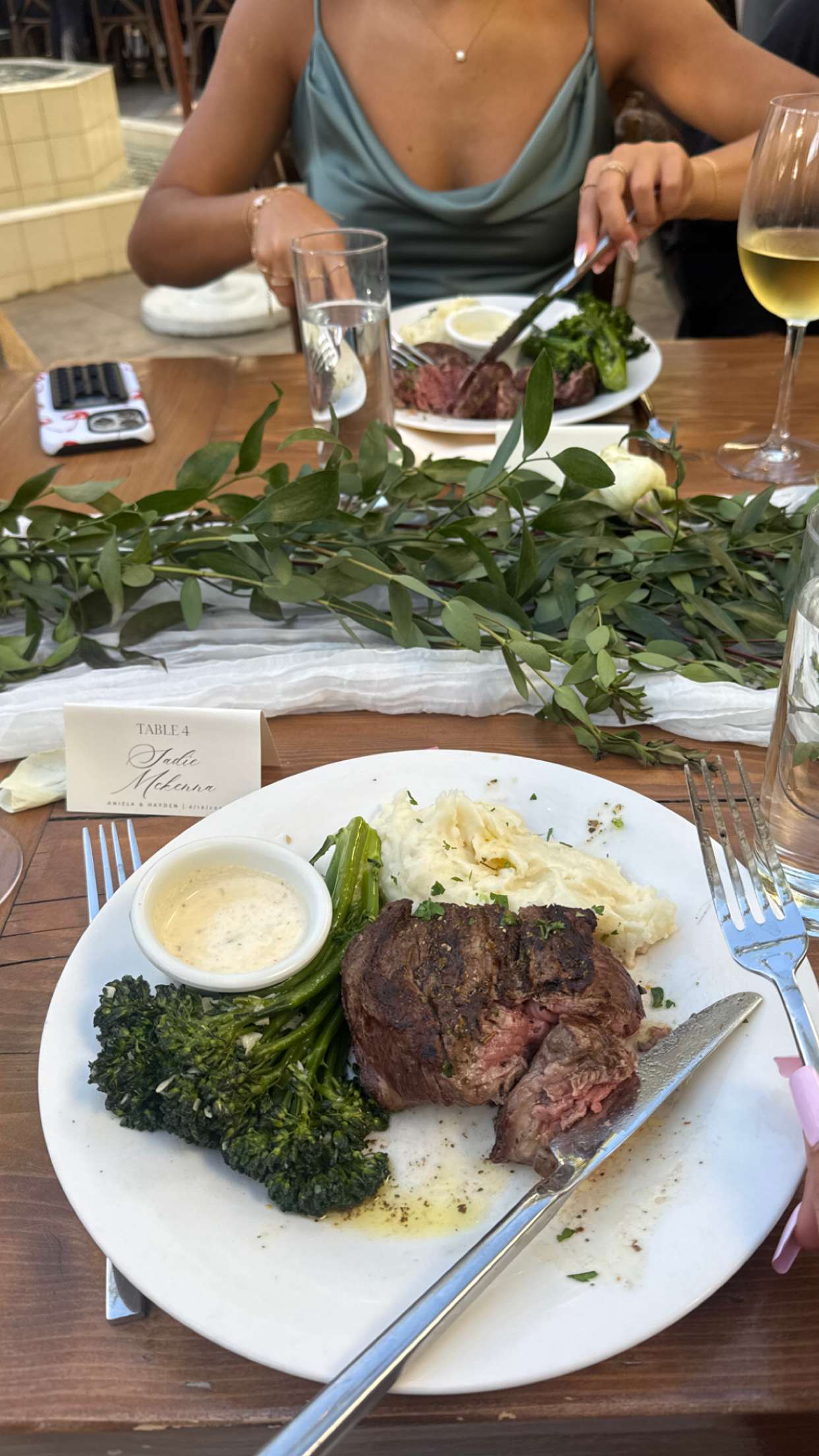 sadie.mckenna snapchat image archive image