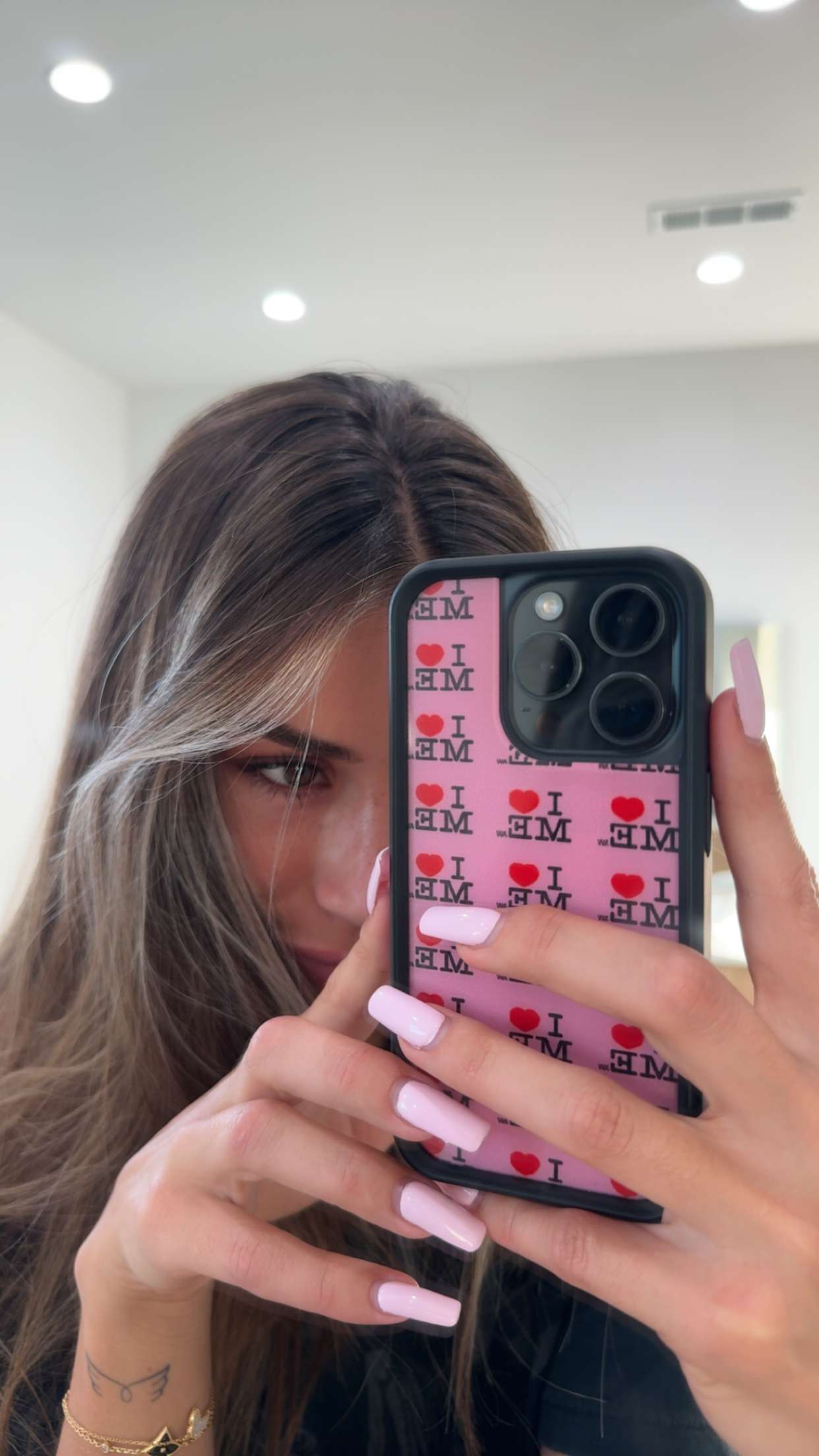 sadie.mckenna snapchat image archive image