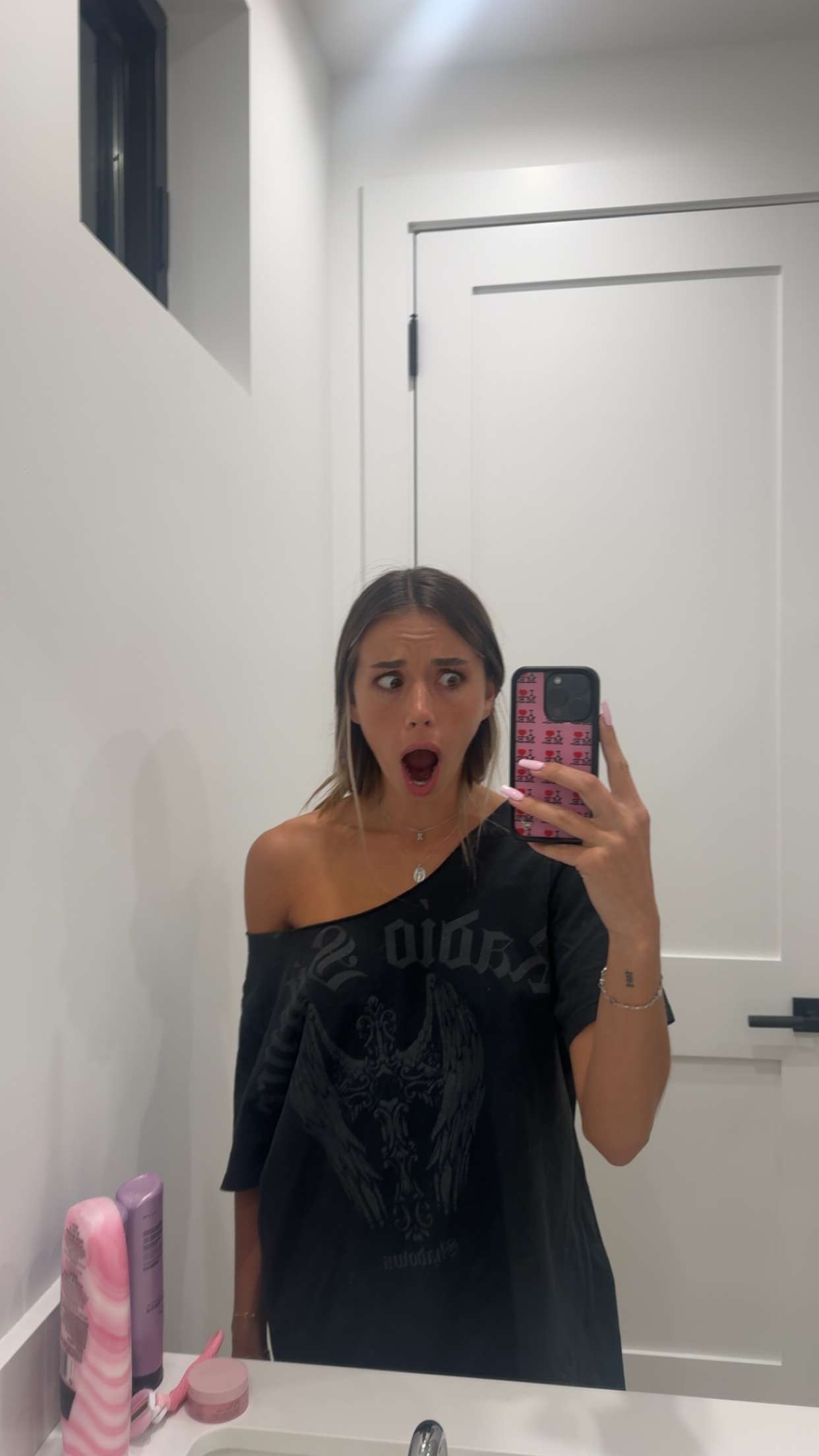 sadie.mckenna snapchat image archive image