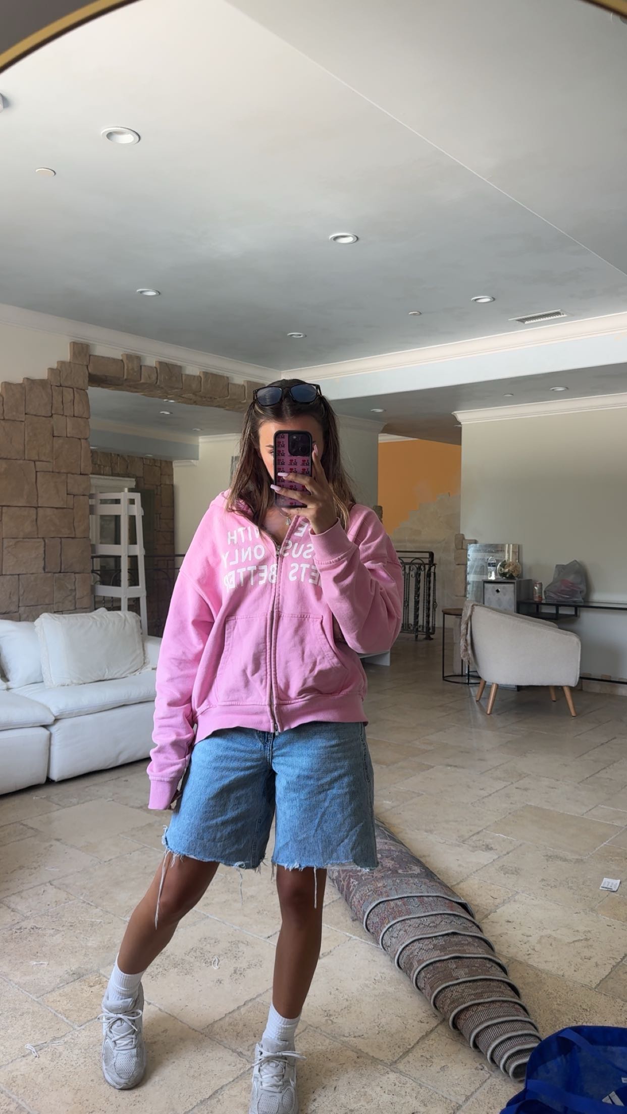 sadie.mckenna snapchat image archive image