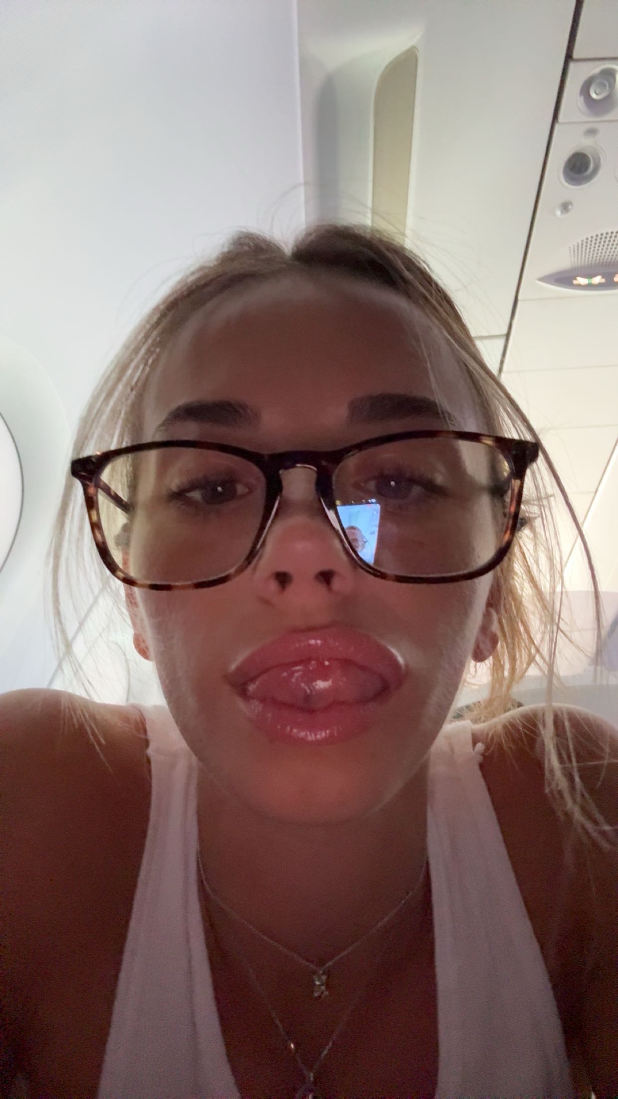 sadie.mckenna snapchat image archive image