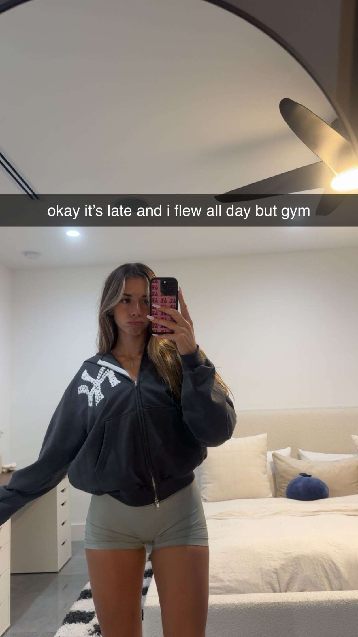 sadie.mckenna snapchat image archive image