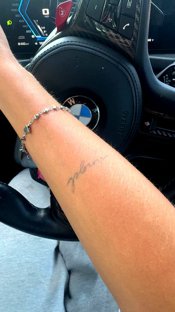 sadie.mckenna image ~ Altpins