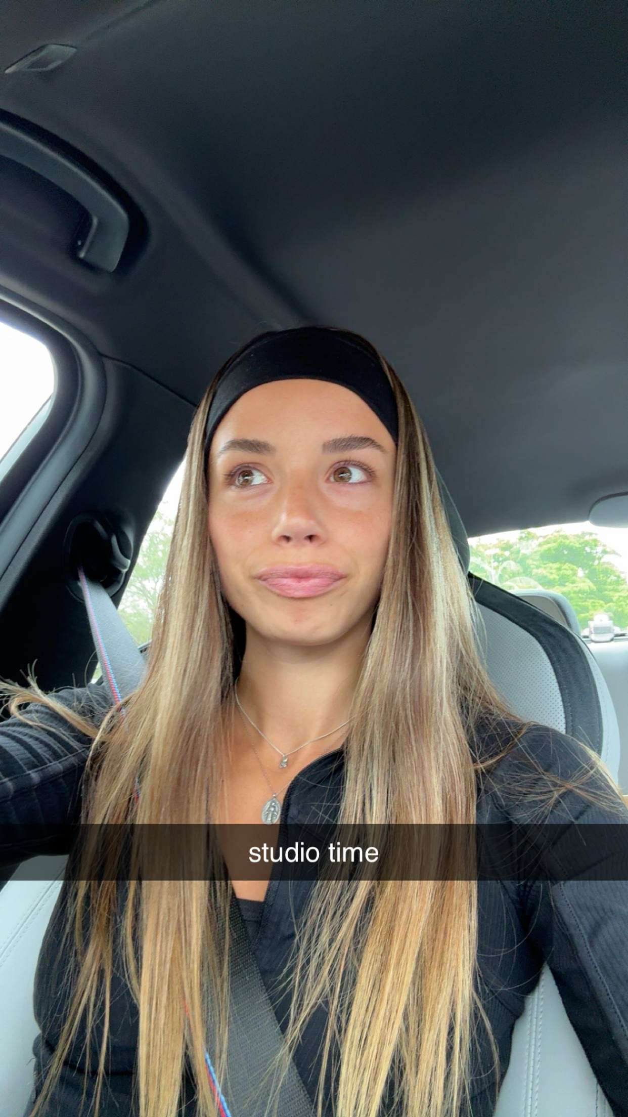 sadie.mckenna snapchat image archive image