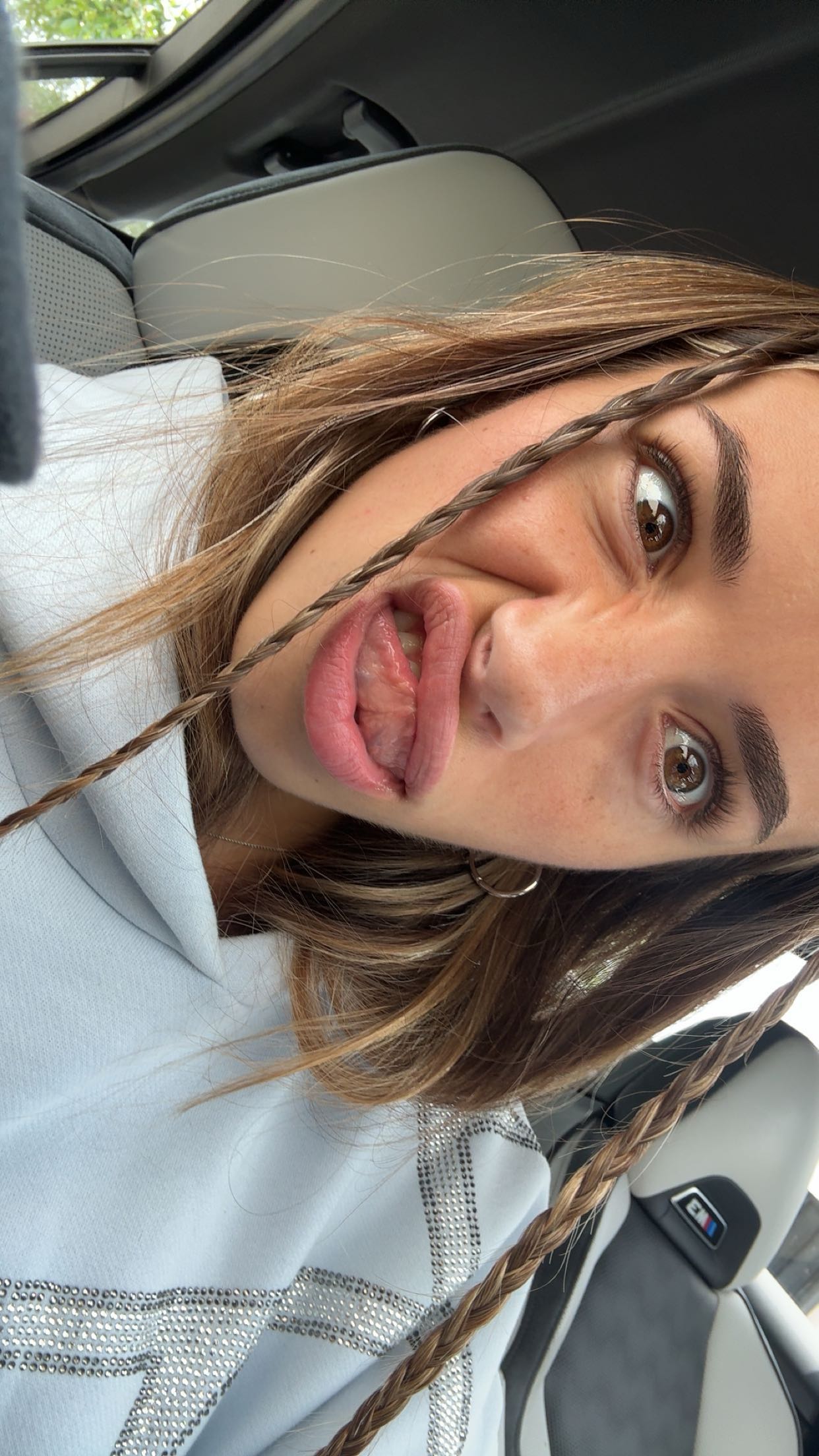 sadie.mckenna snapchat image archive image