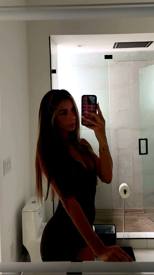 sadie.mckenna image ~ Altpins