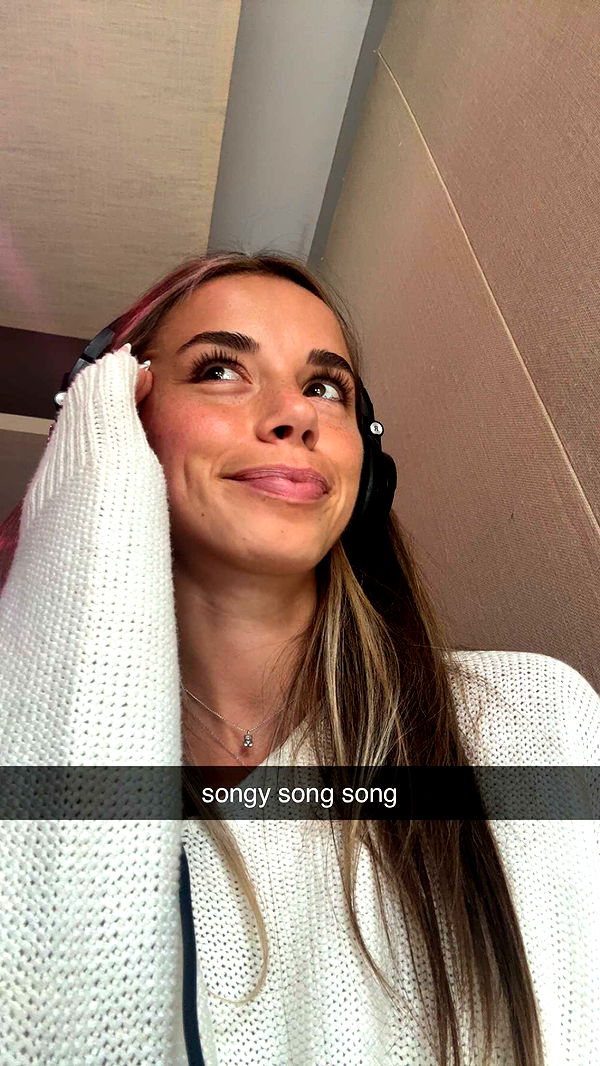 sadie.mckenna image ~ Altpins