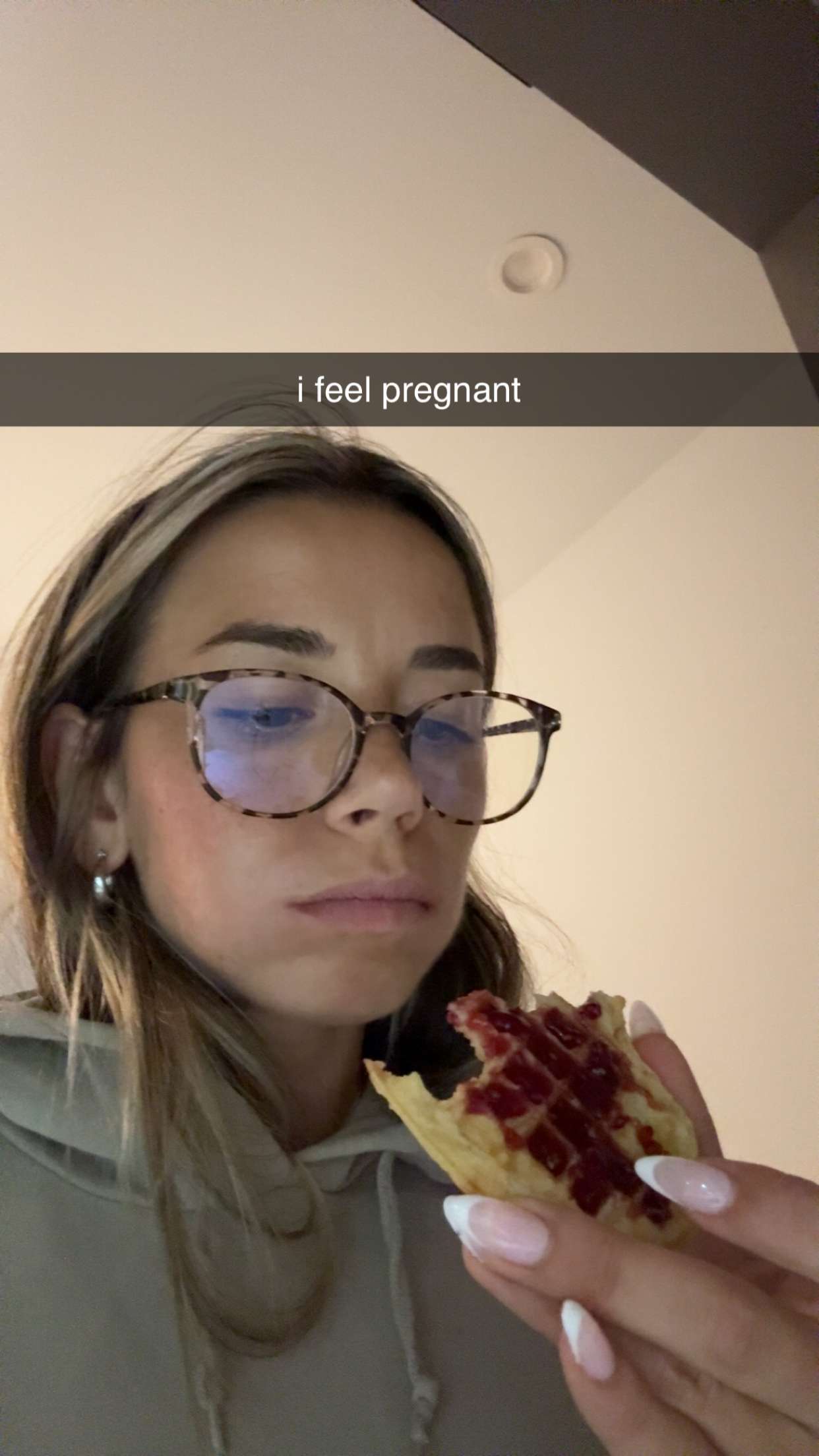 sadie.mckenna snapchat image archive image