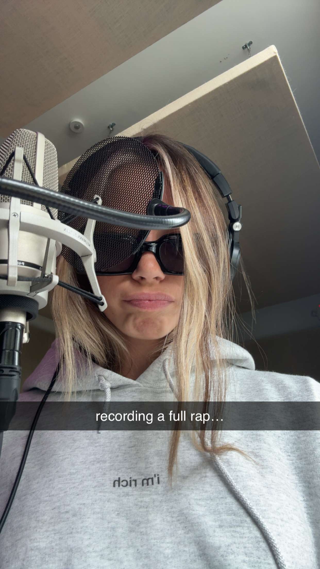 sadie.mckenna snapchat image archive image