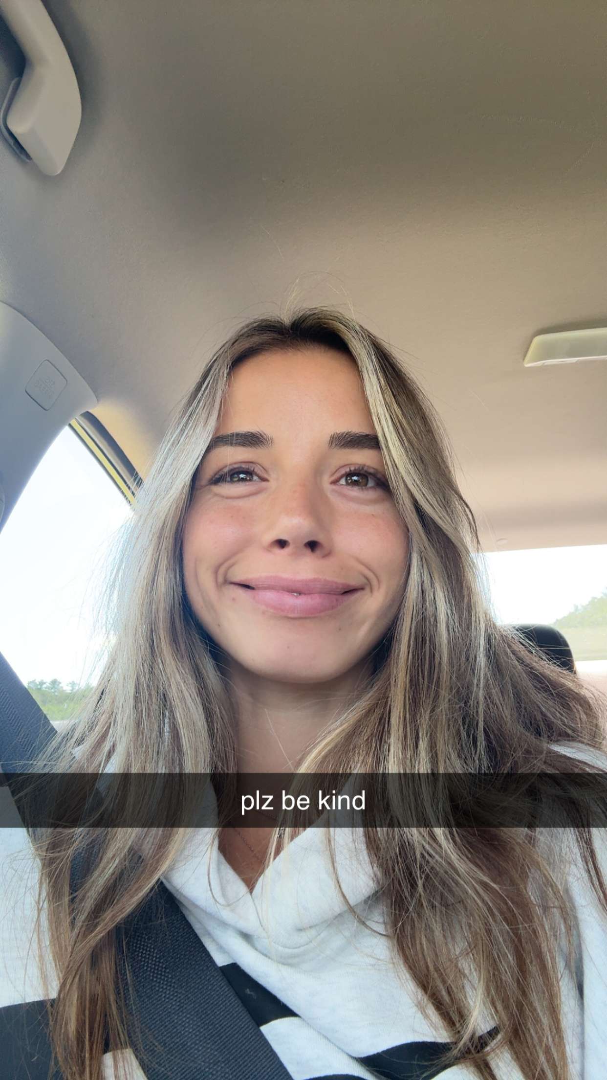 sadie.mckenna snapchat image archive image