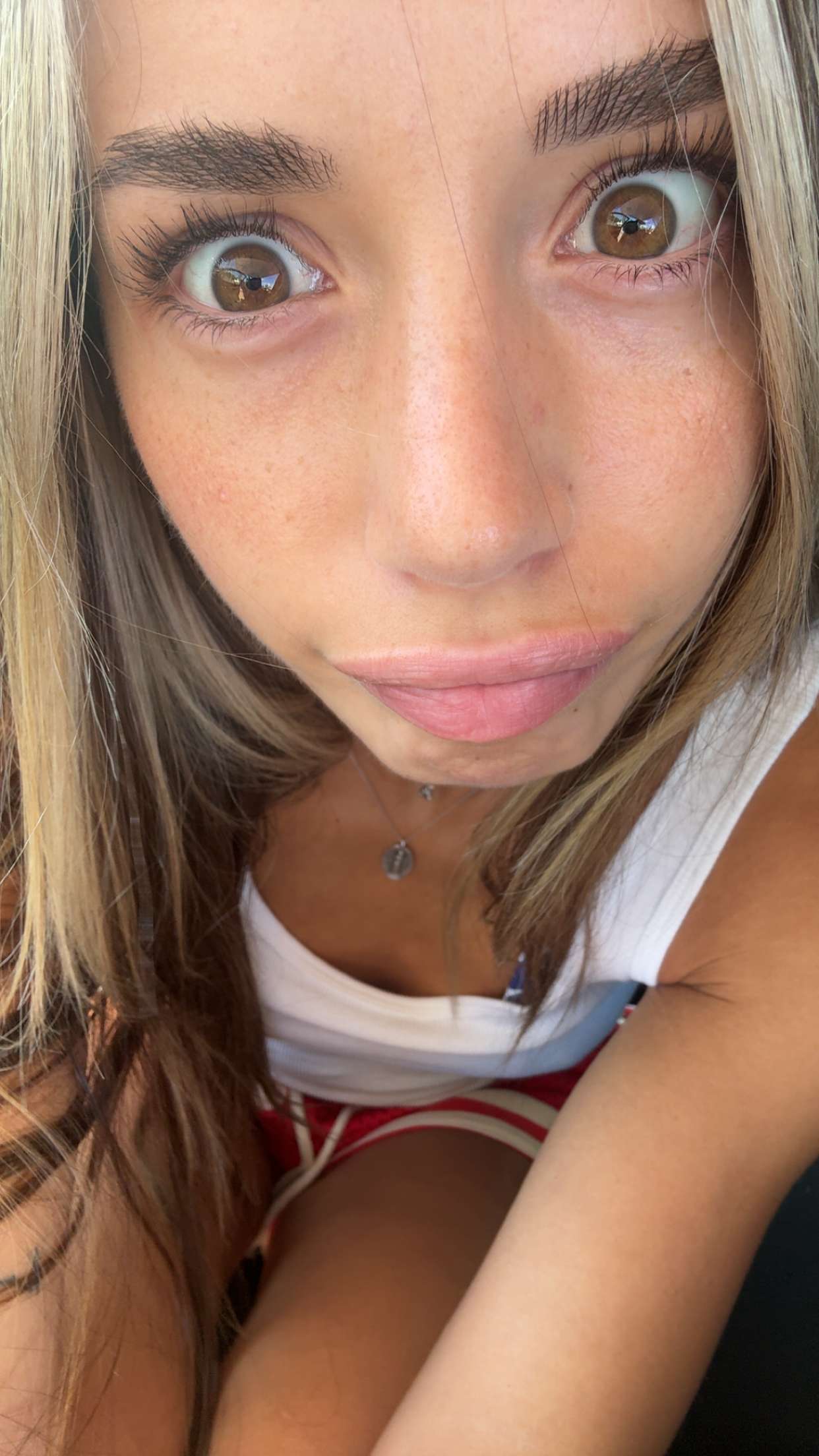 sadie.mckenna snapchat image archive image