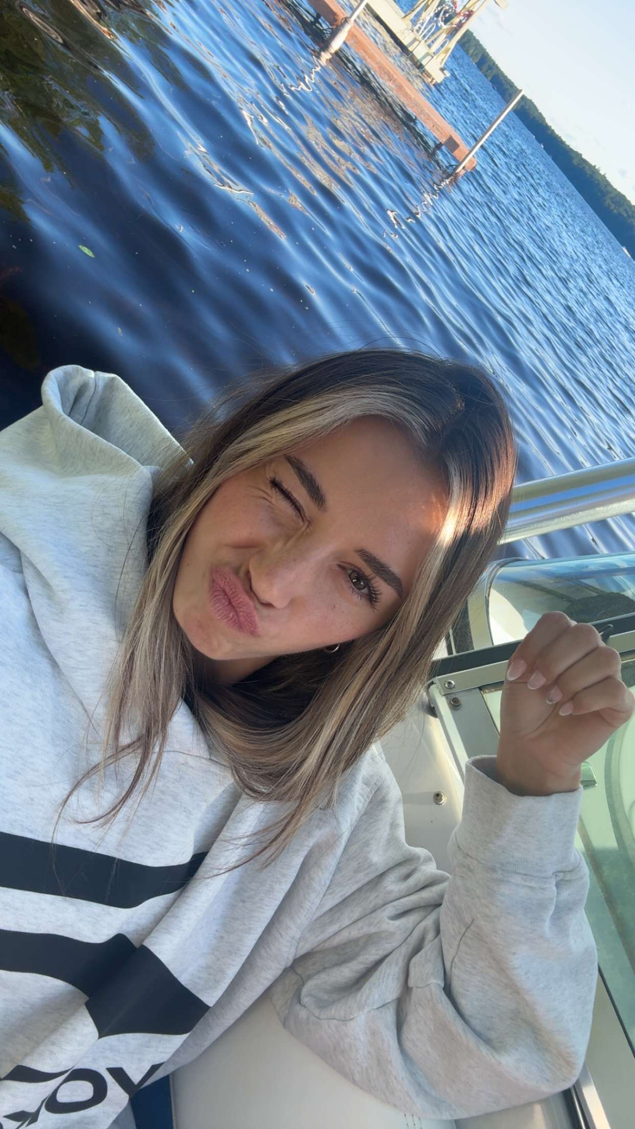 sadie.mckenna snapchat image archive image