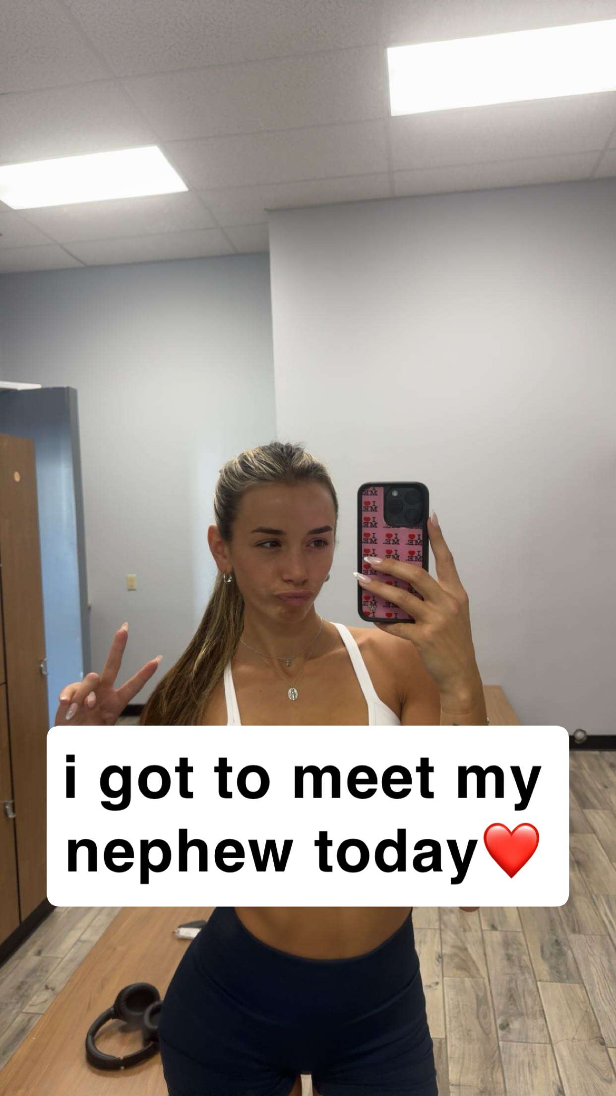 sadie.mckenna snapchat image archive image