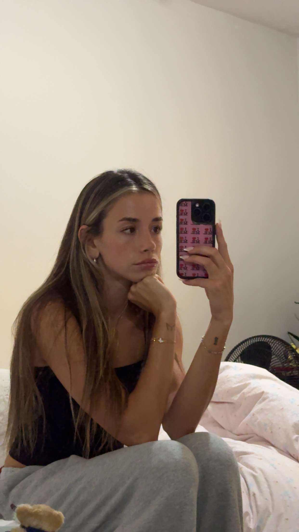 sadie.mckenna snapchat image archive image