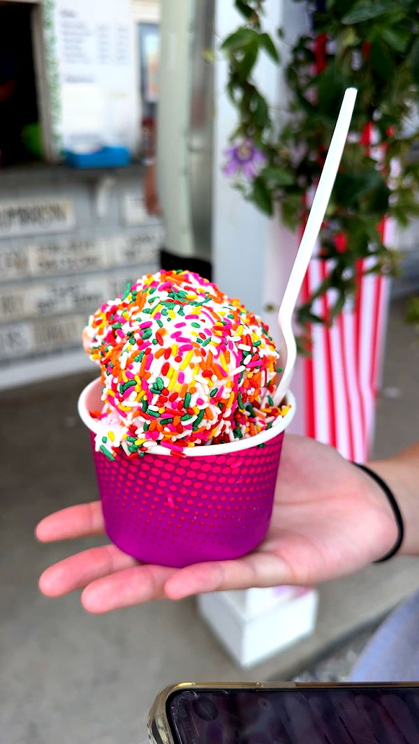 sadie.mckenna image ~ Altpins