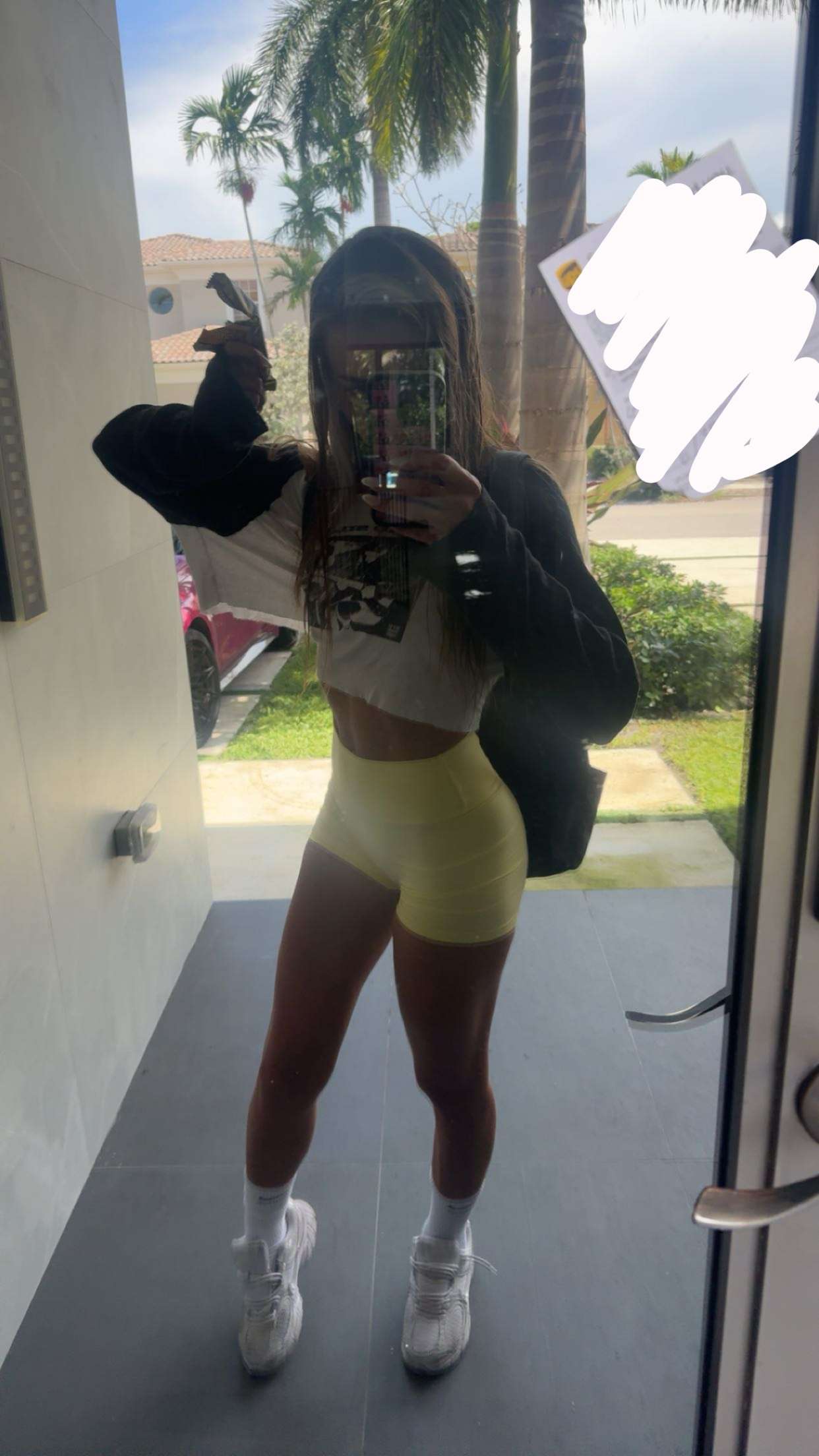 sadie.mckenna snapchat image archive image