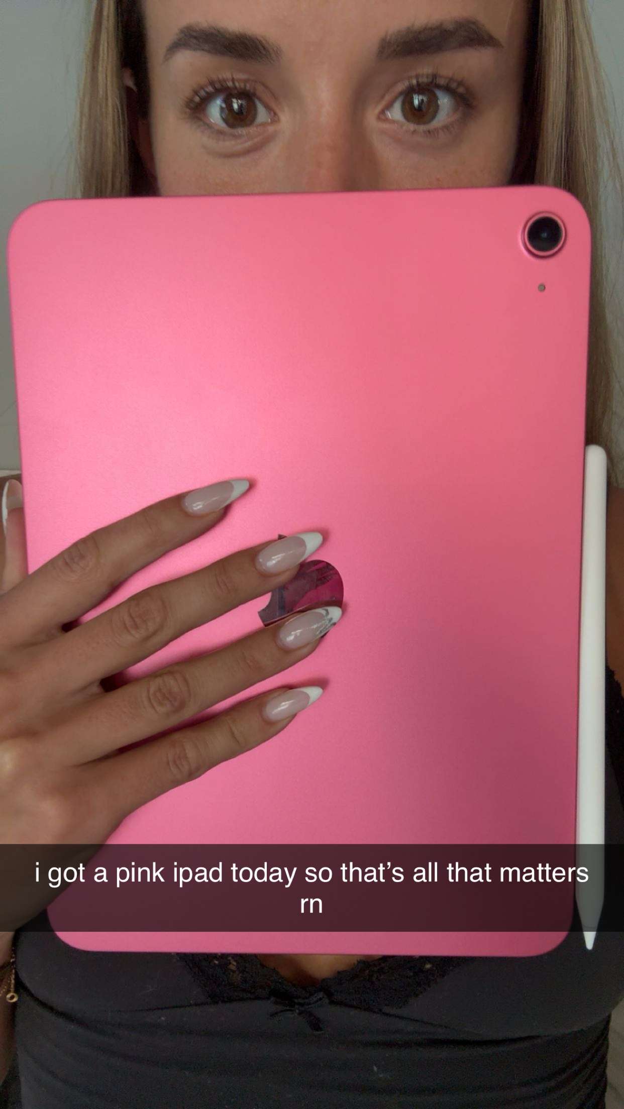 sadie.mckenna snapchat image archive image