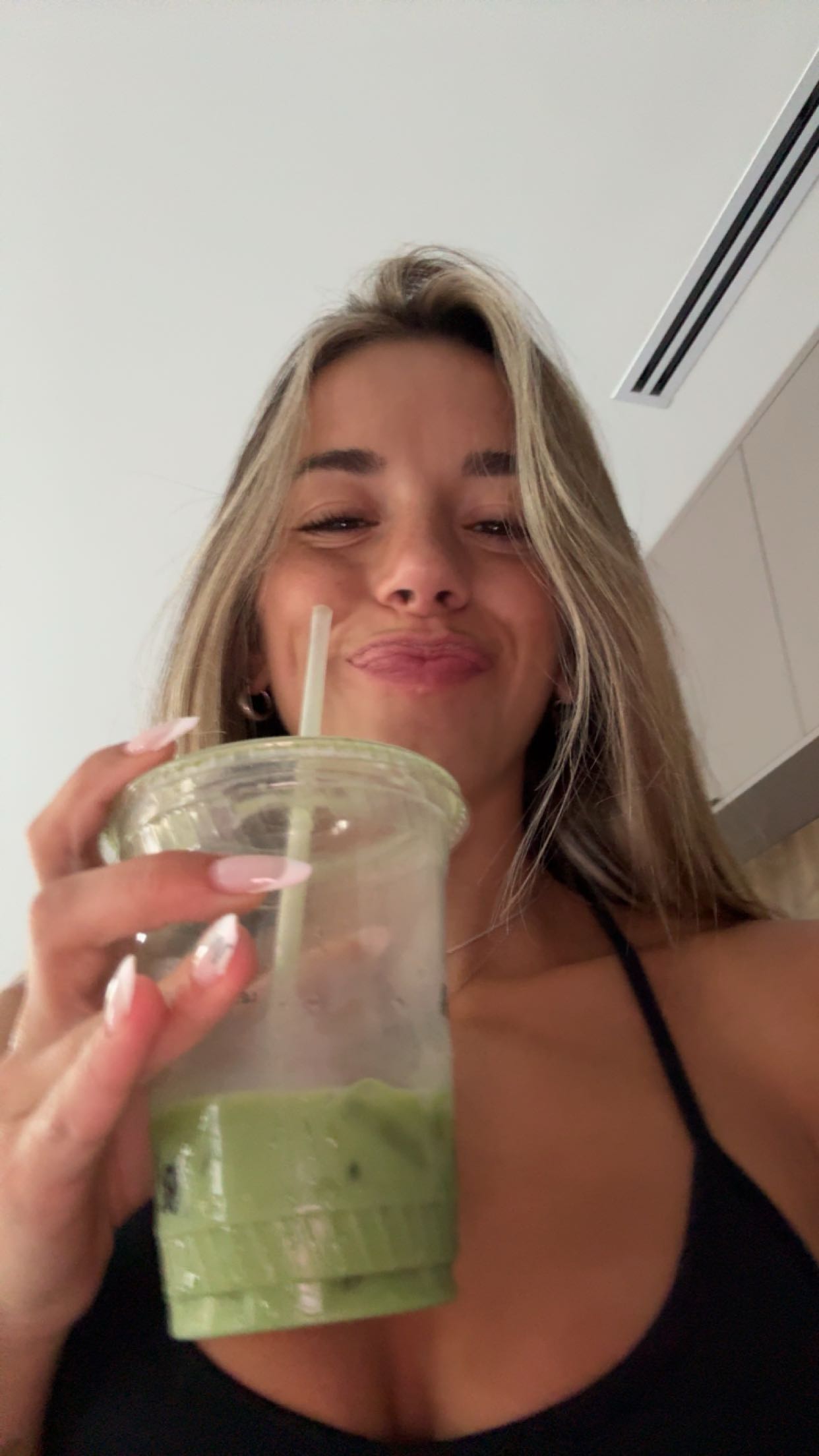 sadie.mckenna snapchat image archive image