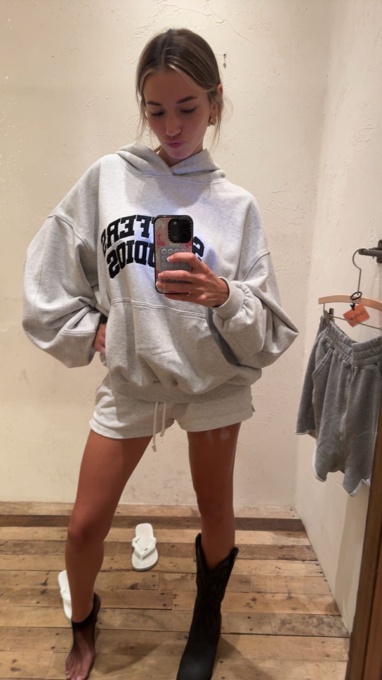 sadie.mckenna snapchat image archive image