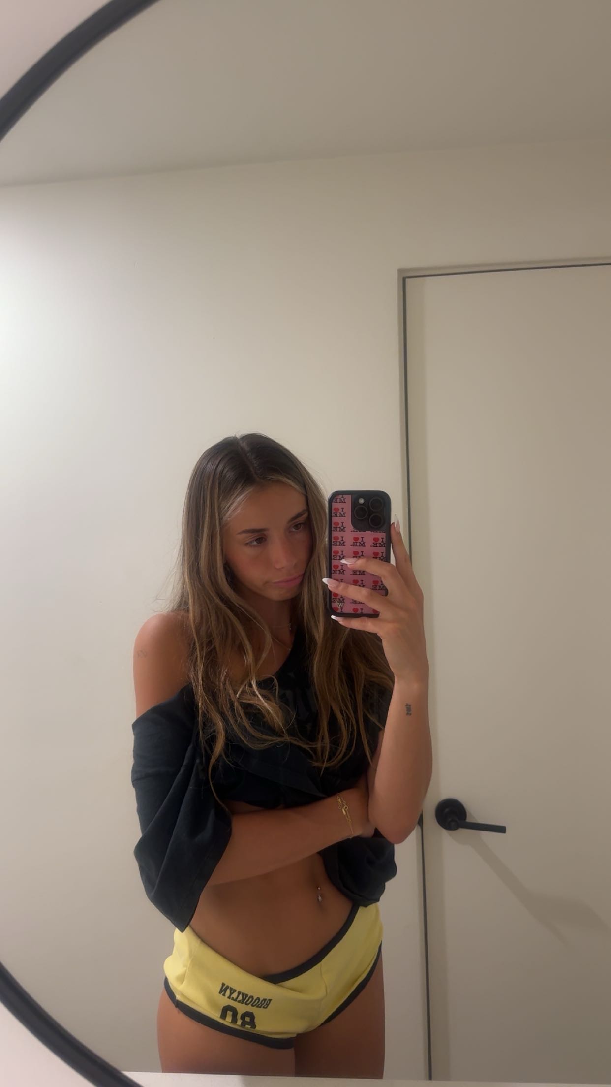 sadie.mckenna snapchat image archive image