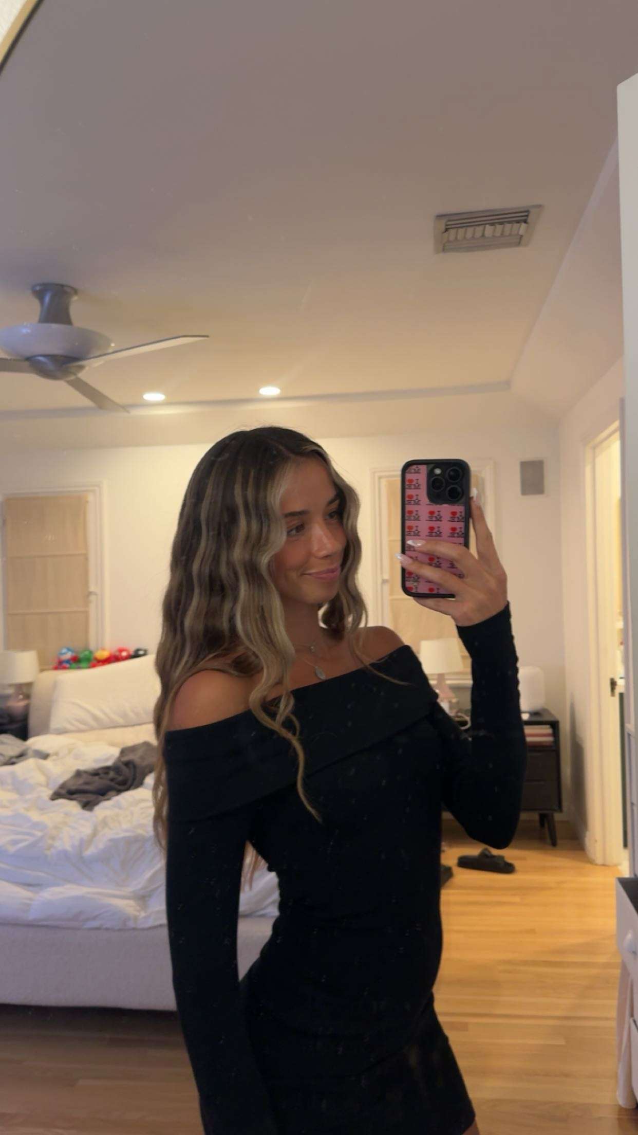 sadie.mckenna snapchat image archive image