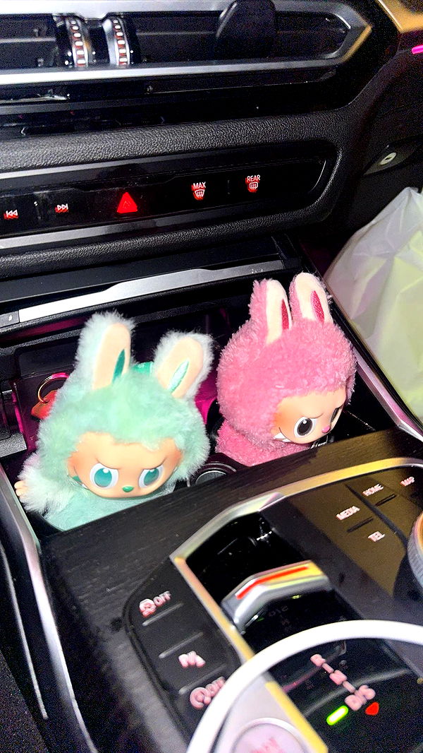 sadie.mckenna image ~ Altpins