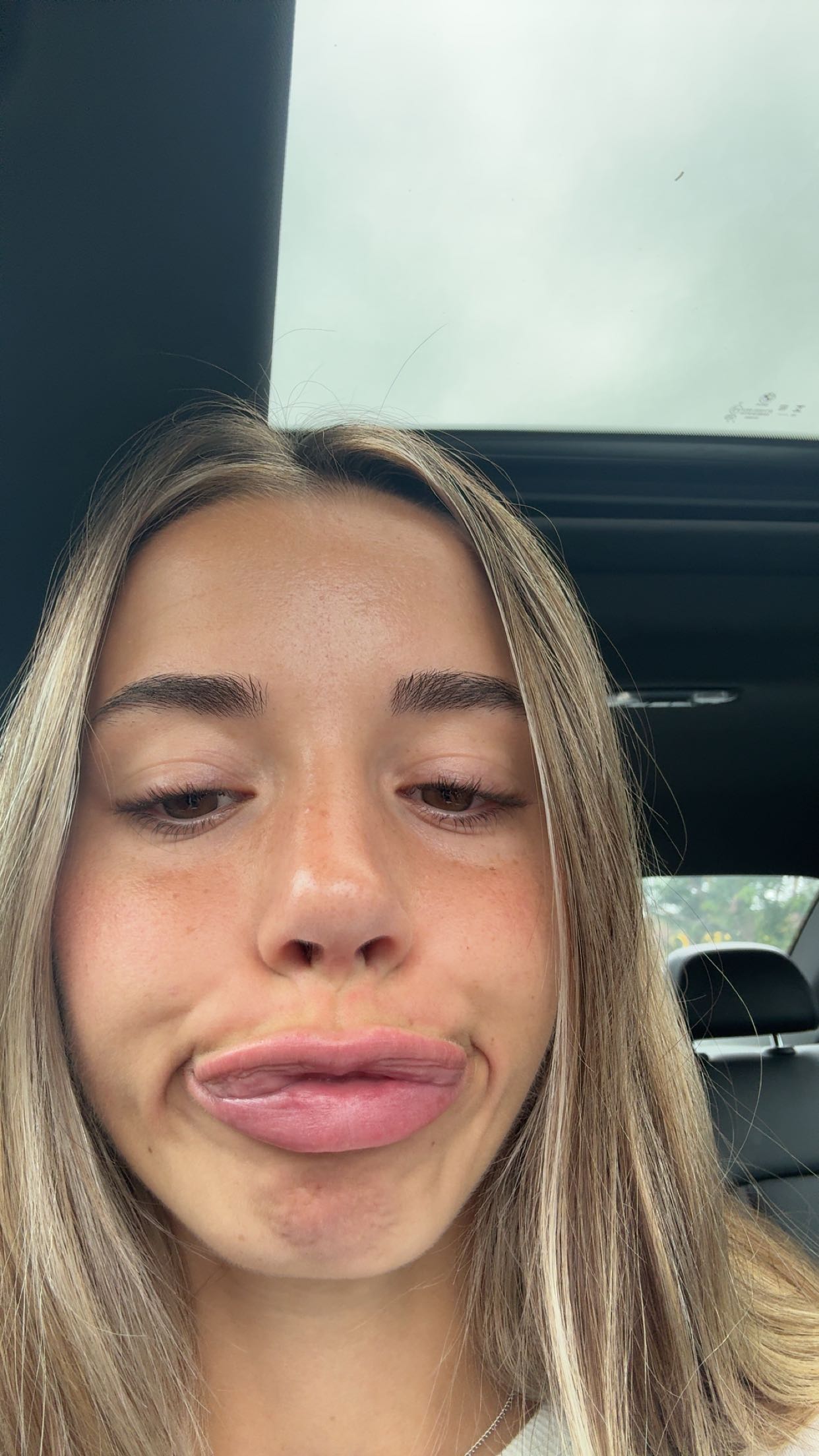 sadie.mckenna snapchat image archive image