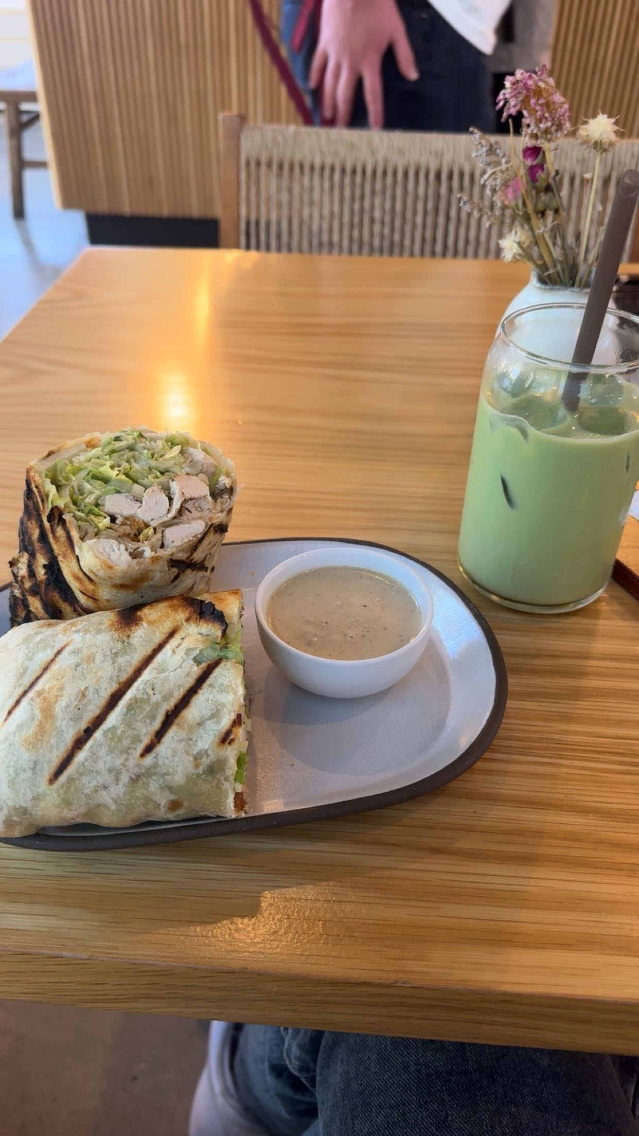 sadie.mckenna snapchat image archive image