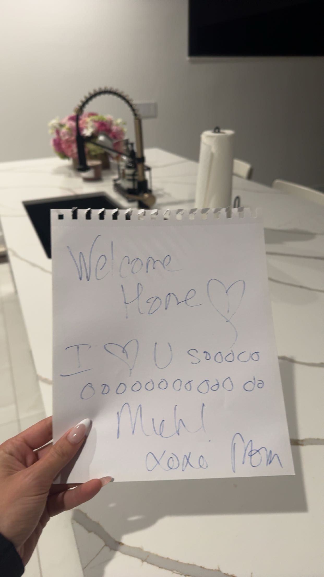 sadie.mckenna snapchat image archive image