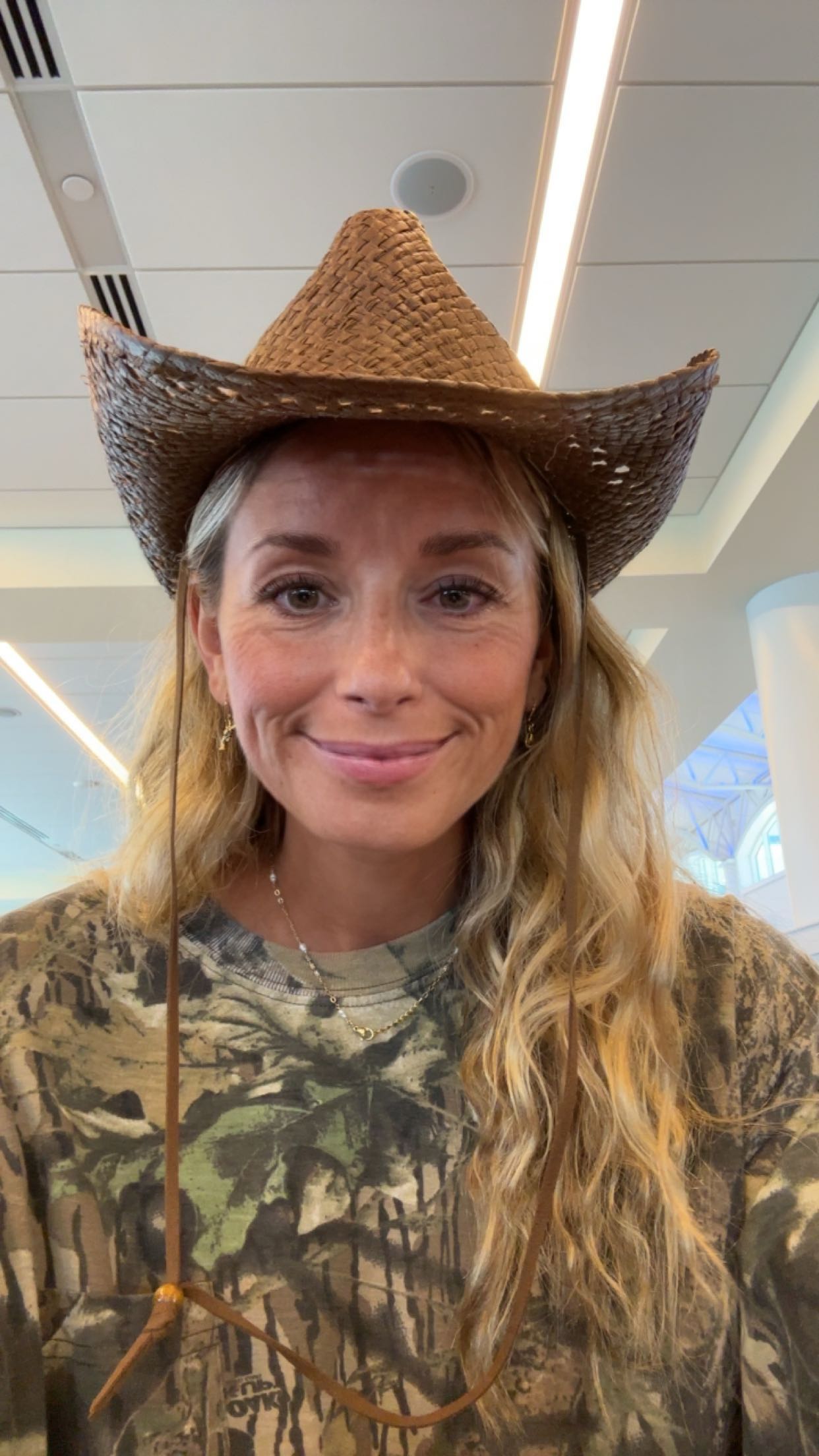 sadie.mckenna snapchat image archive image