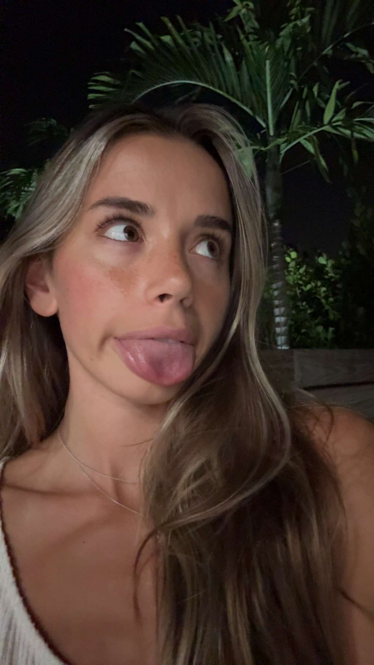 sadie.mckenna snapchat image archive image