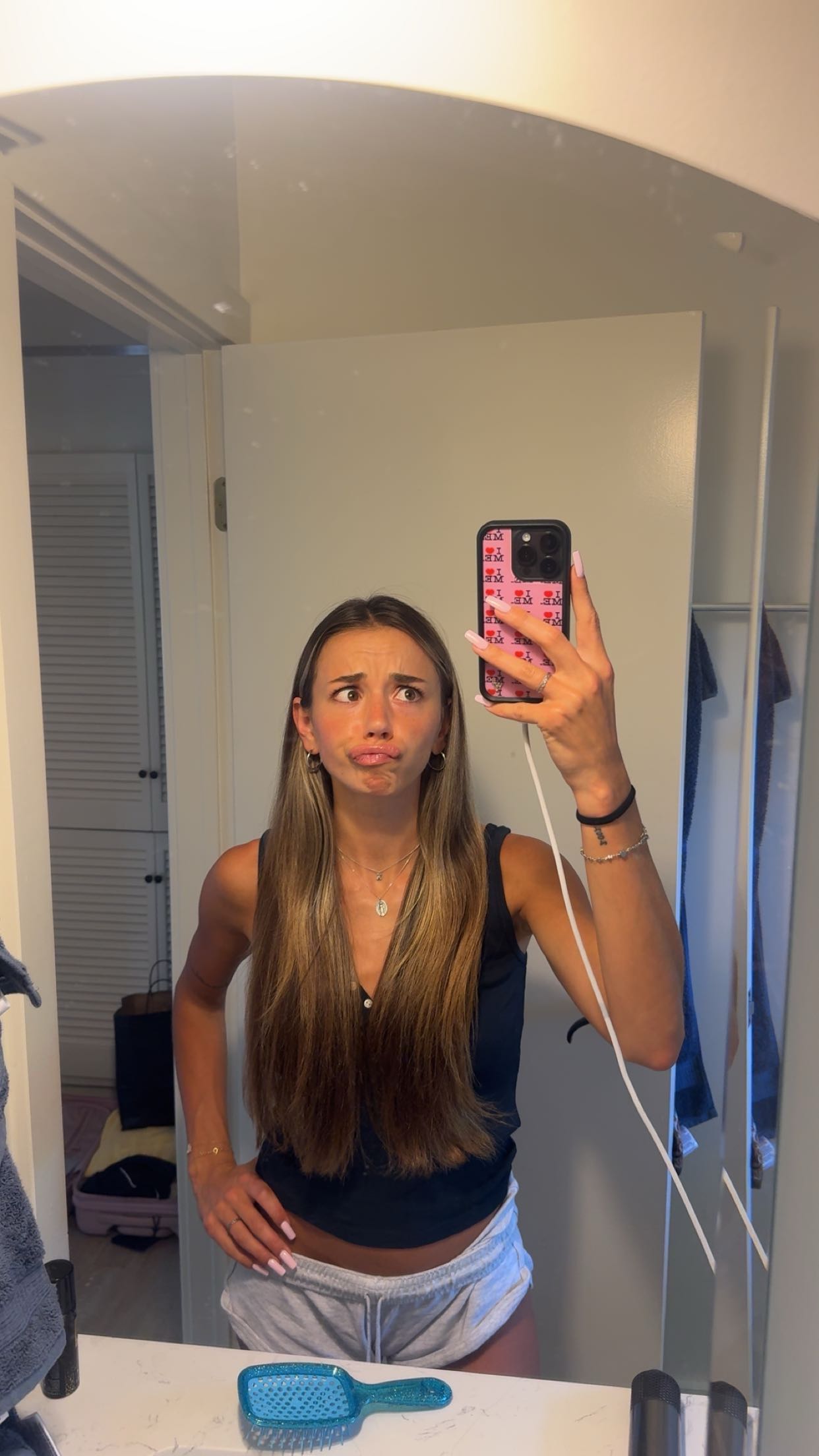 sadie.mckenna snapchat image archive image