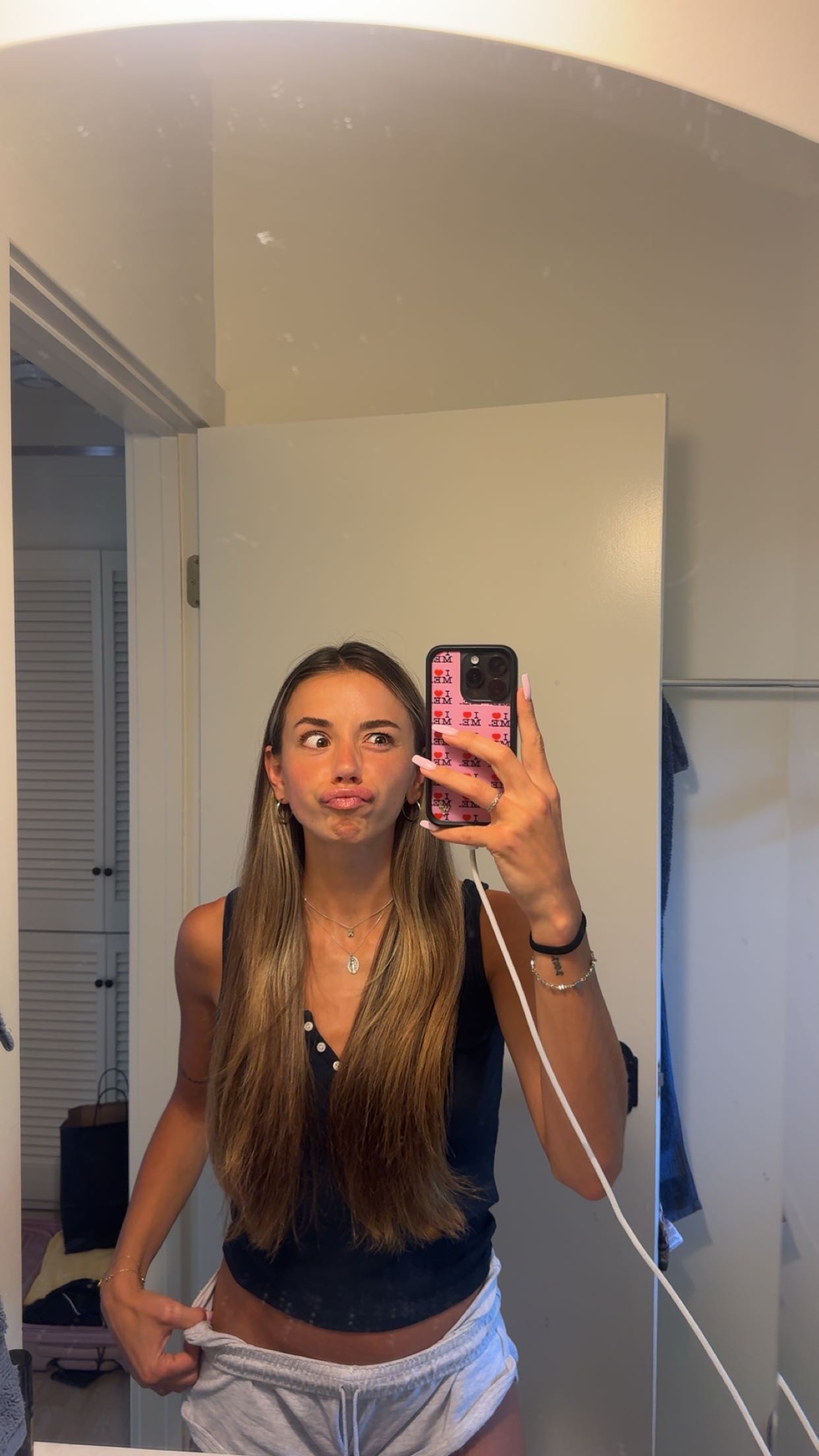 sadie.mckenna snapchat image archive image