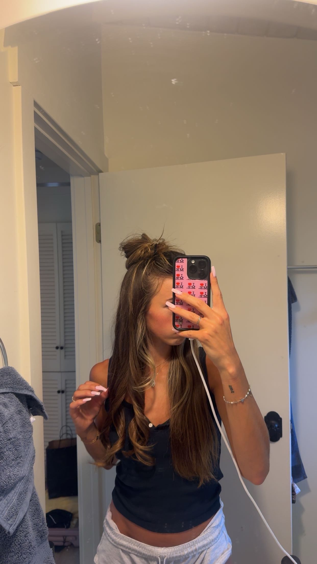 sadie.mckenna snapchat image archive image