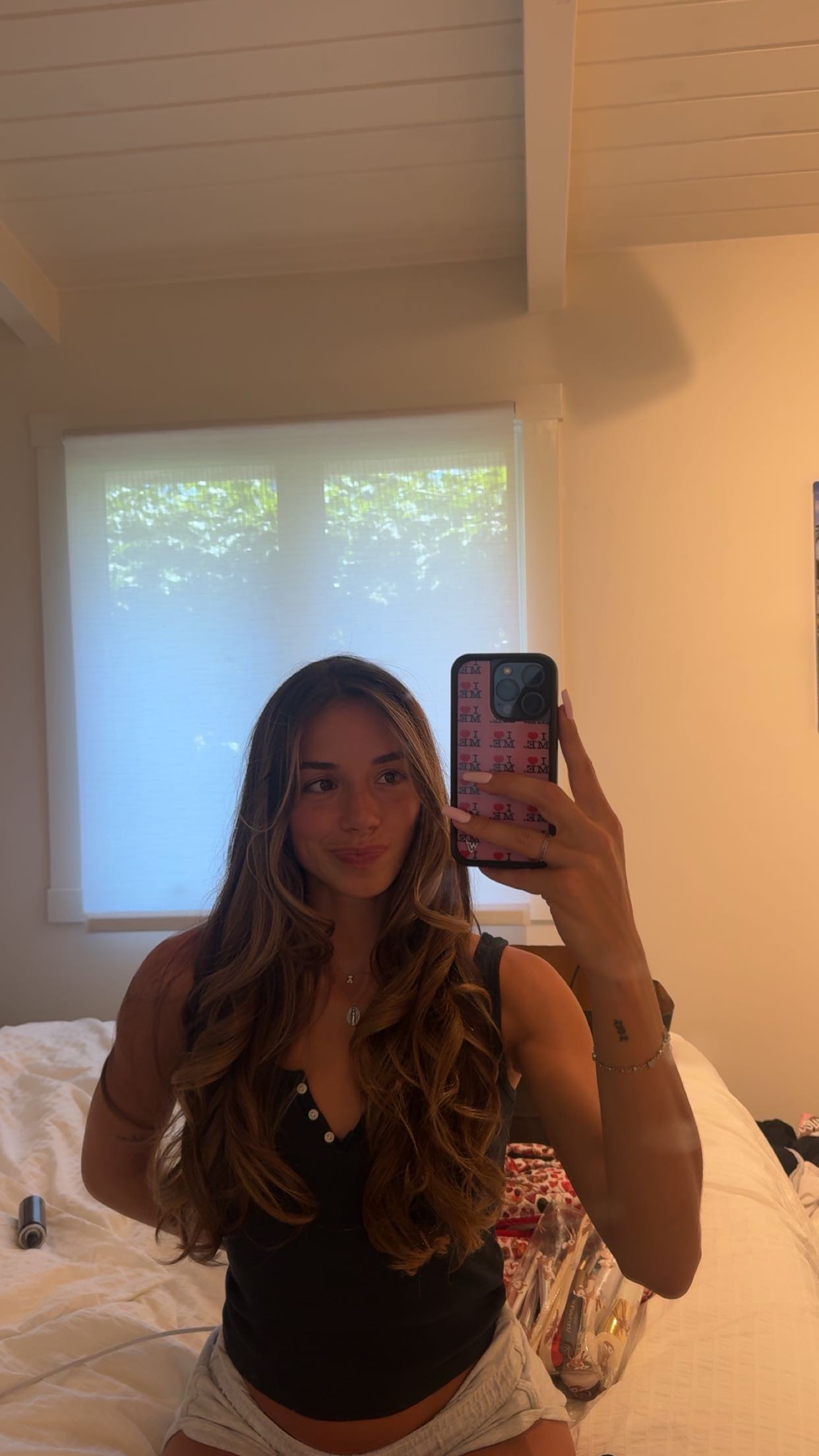 sadie.mckenna snapchat image archive image