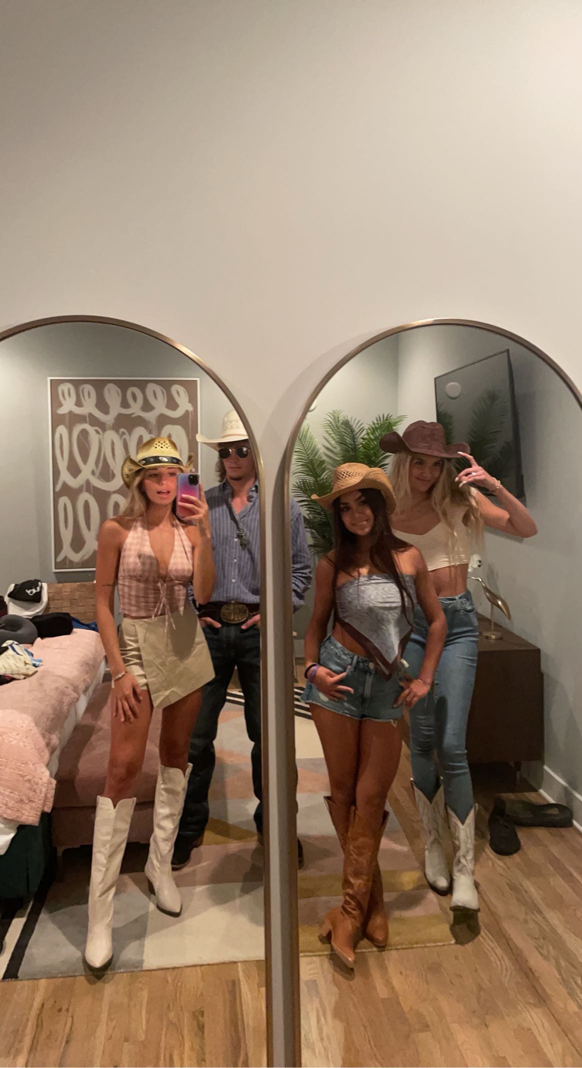 sadie.mckenna snapchat image archive image