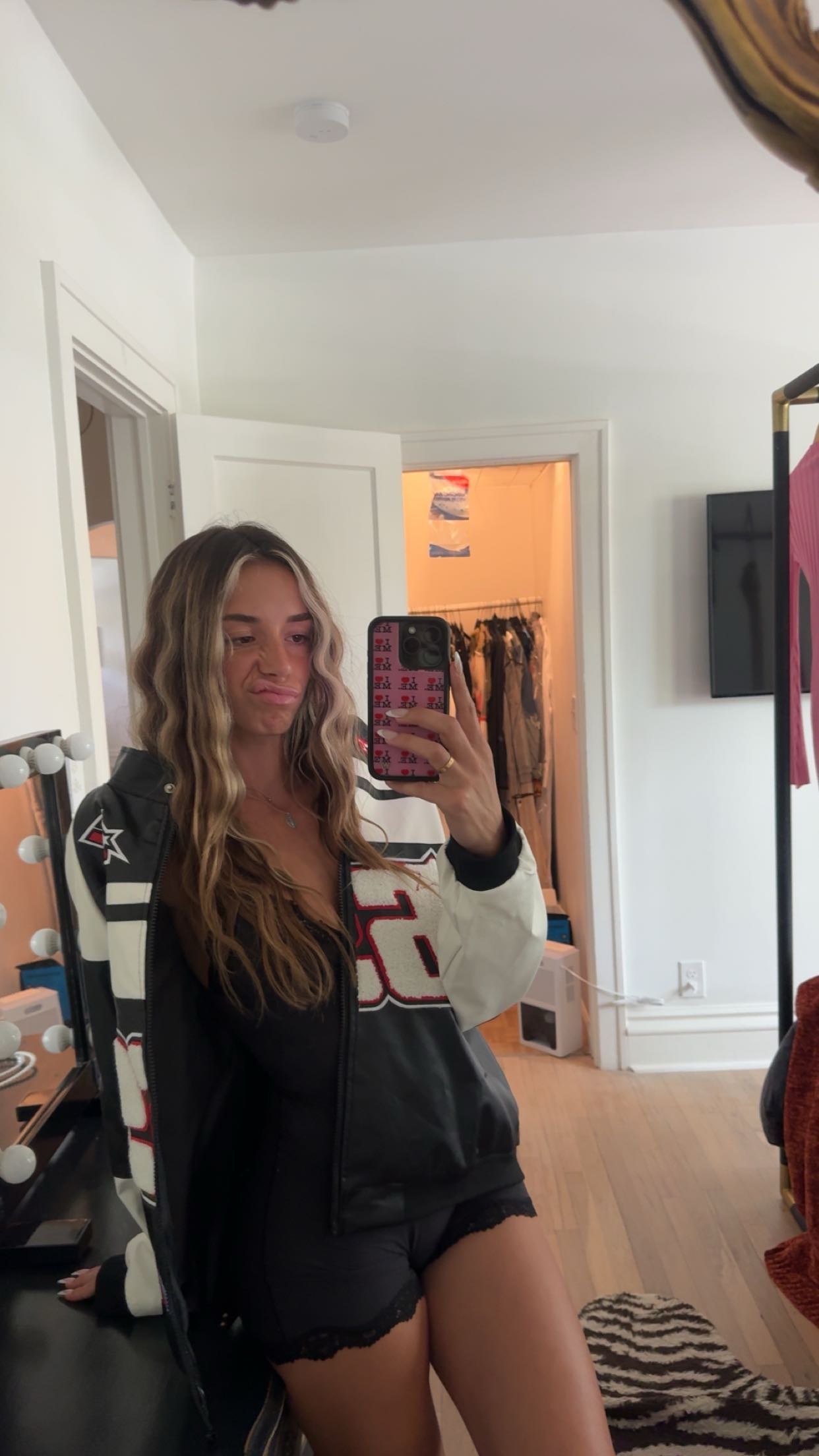 sadie.mckenna snapchat image archive image