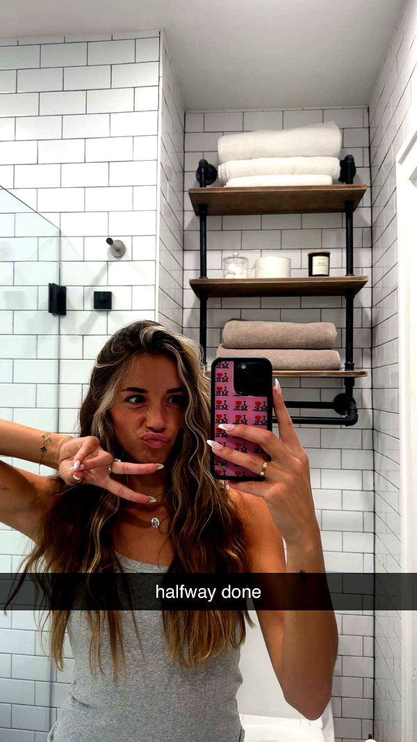 sadie.mckenna image ~ Altpins