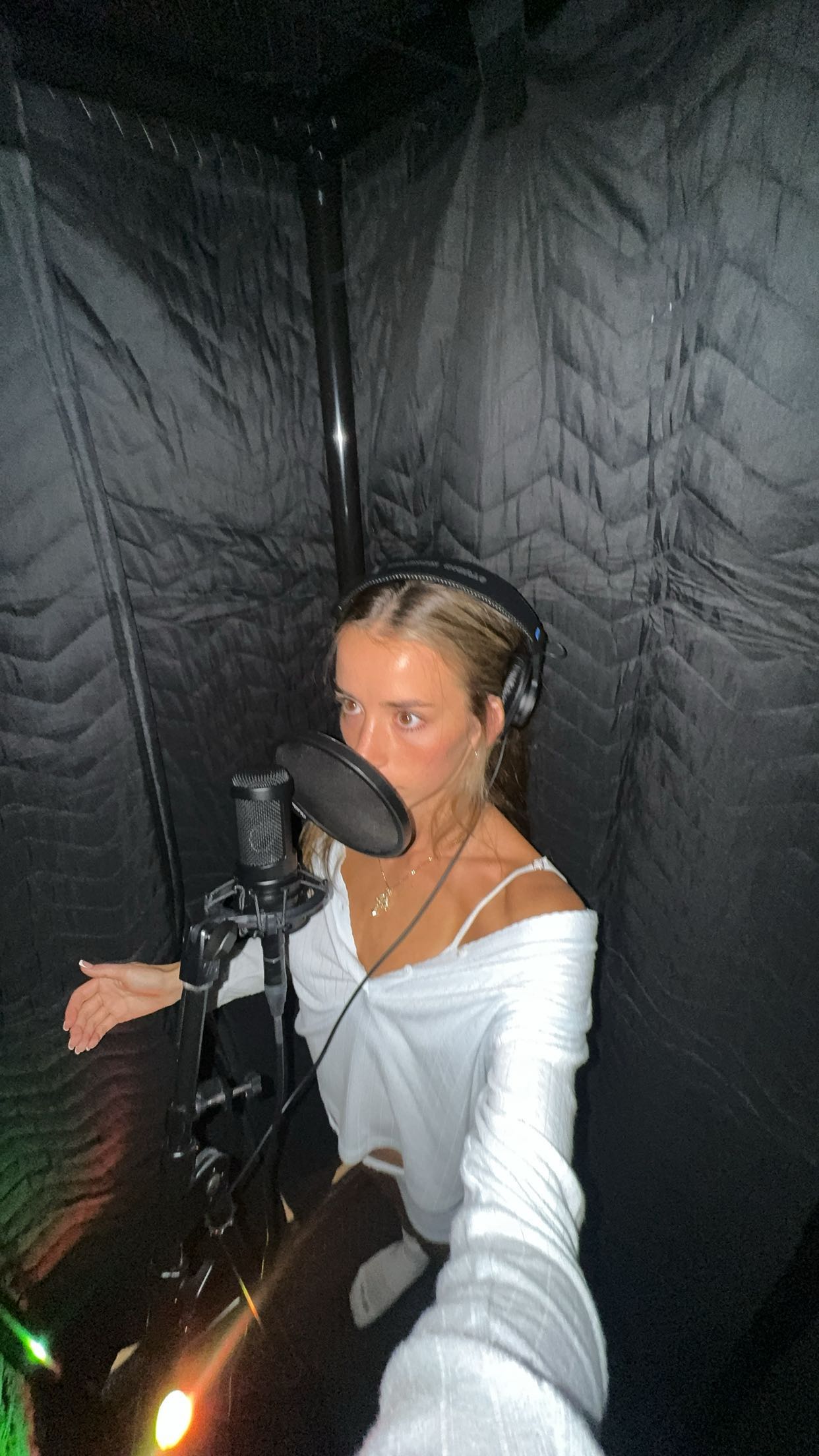 sadie.mckenna snapchat image archive image