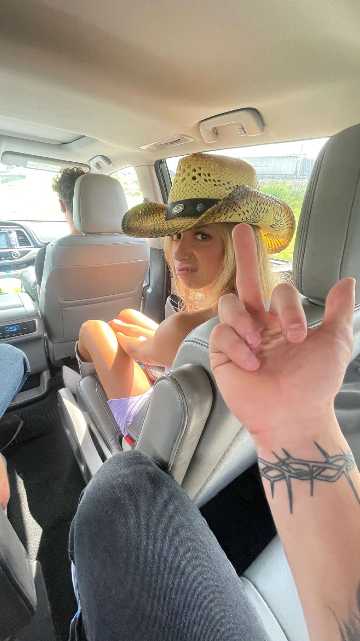 sadie.mckenna snapchat image archive image