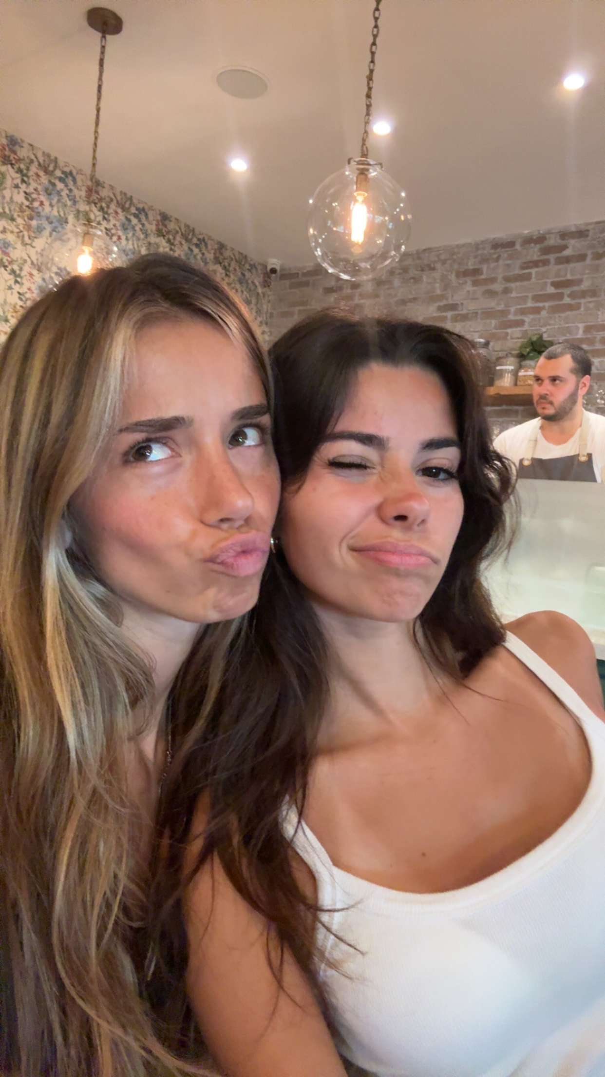 sadie.mckenna snapchat image archive image