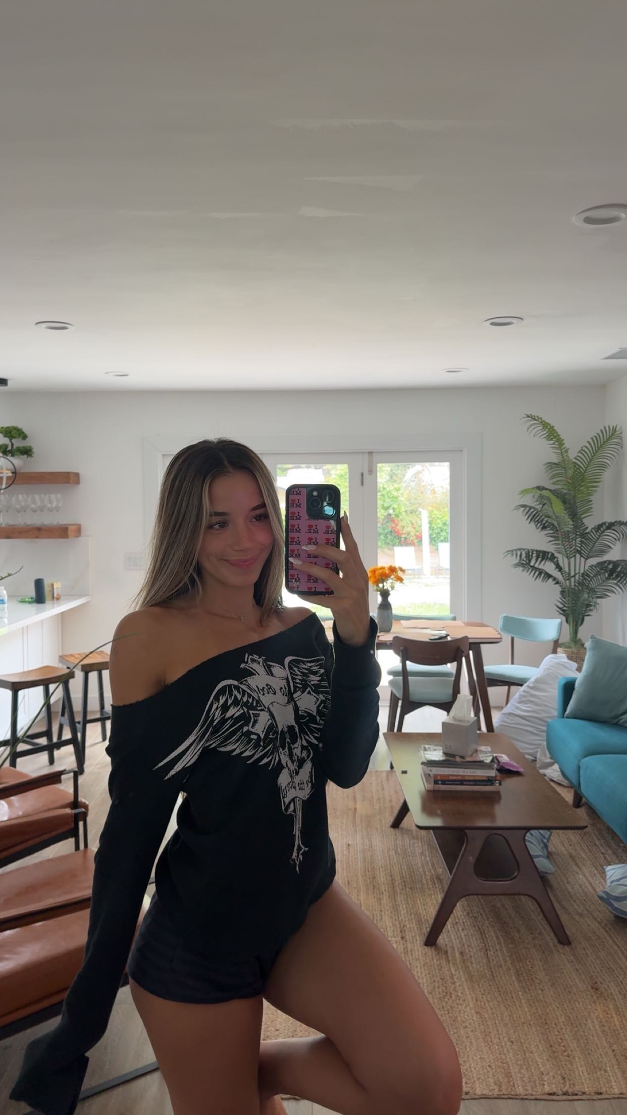 sadie.mckenna snapchat image archive image