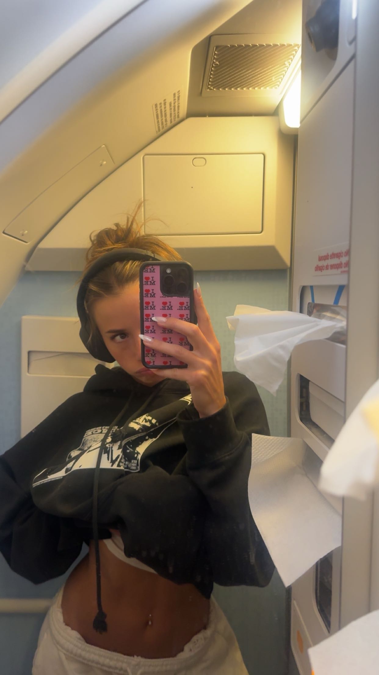 sadie.mckenna snapchat image archive image