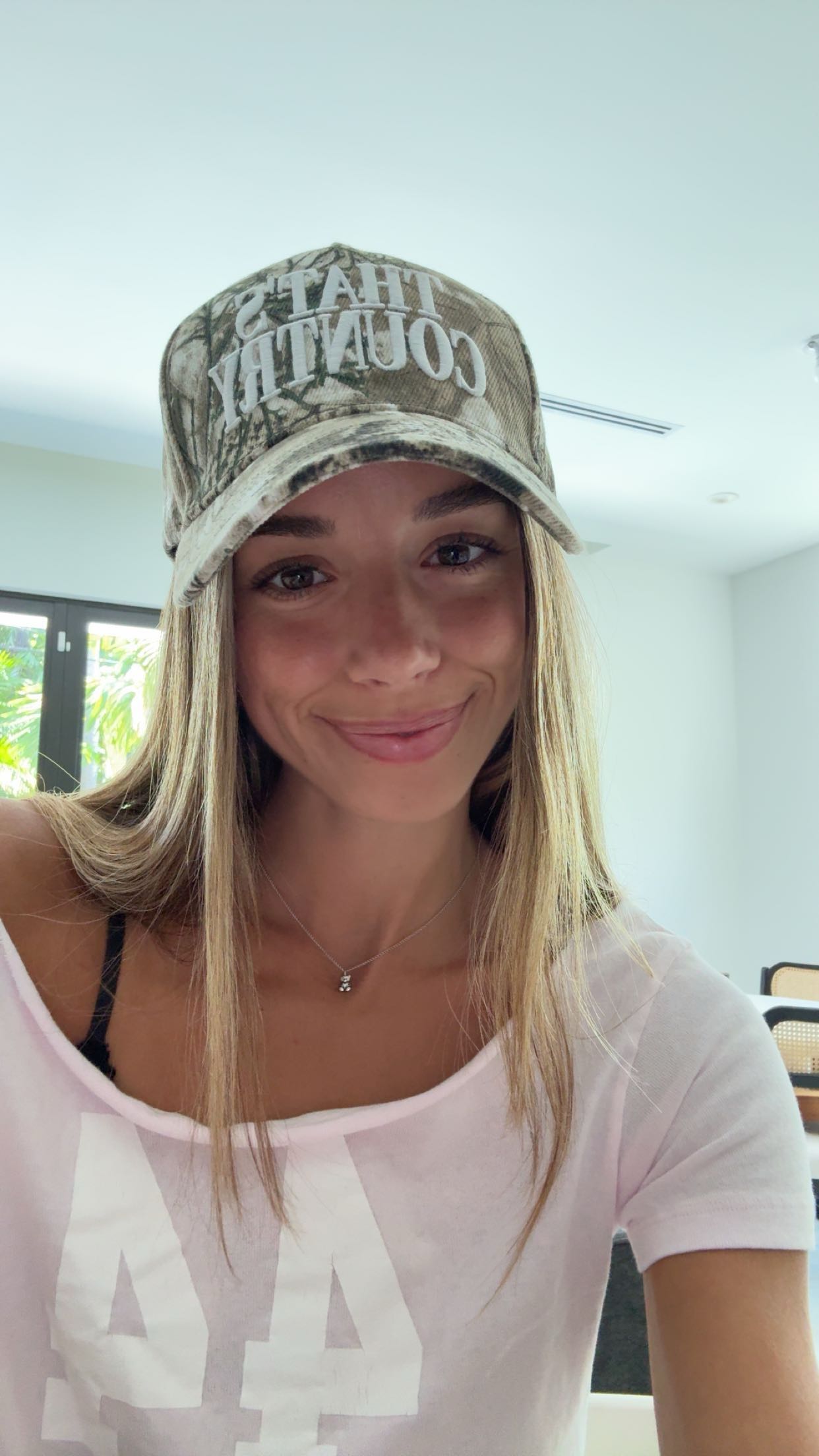 sadie.mckenna snapchat image archive image