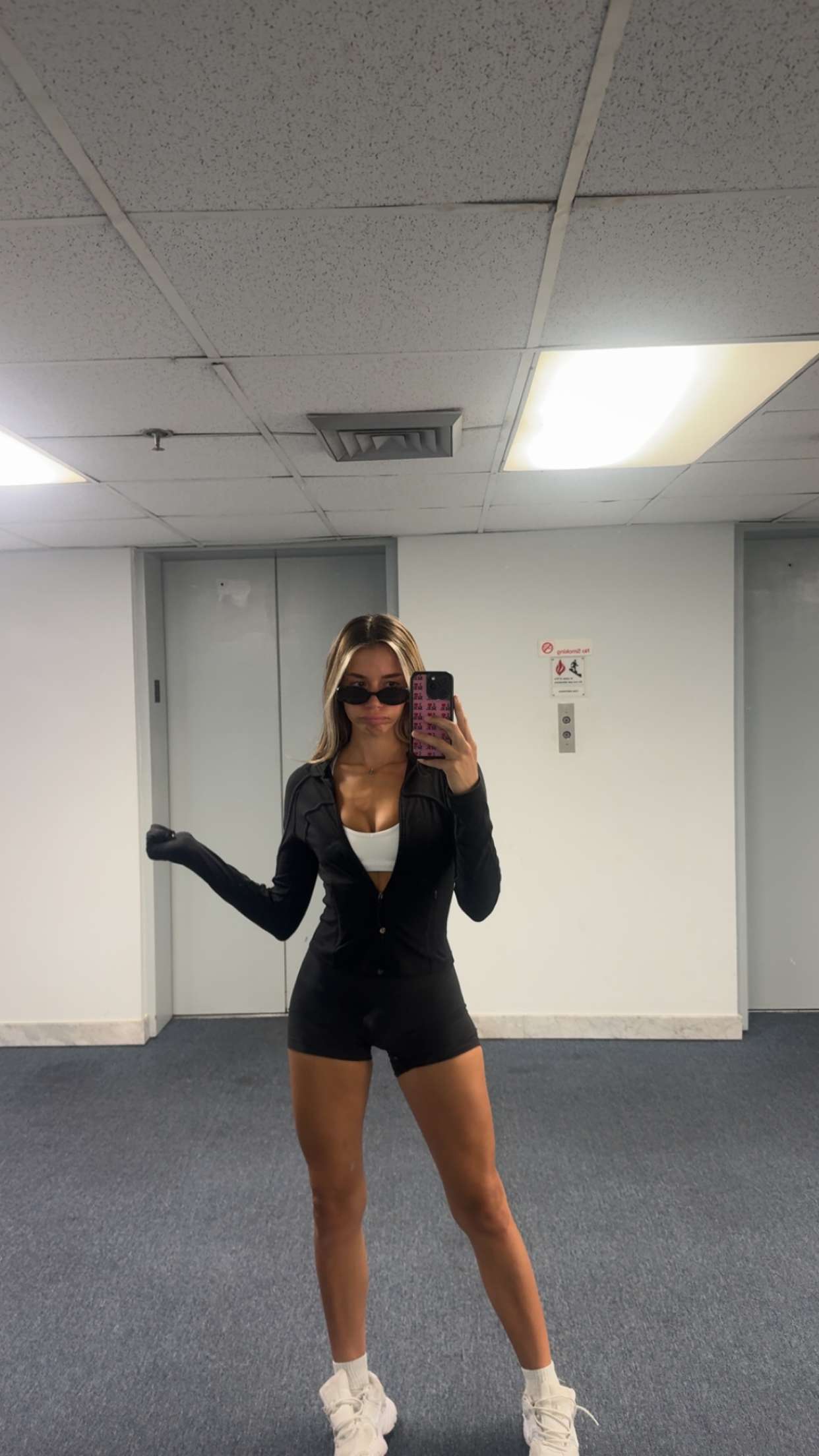 sadie.mckenna snapchat image archive image