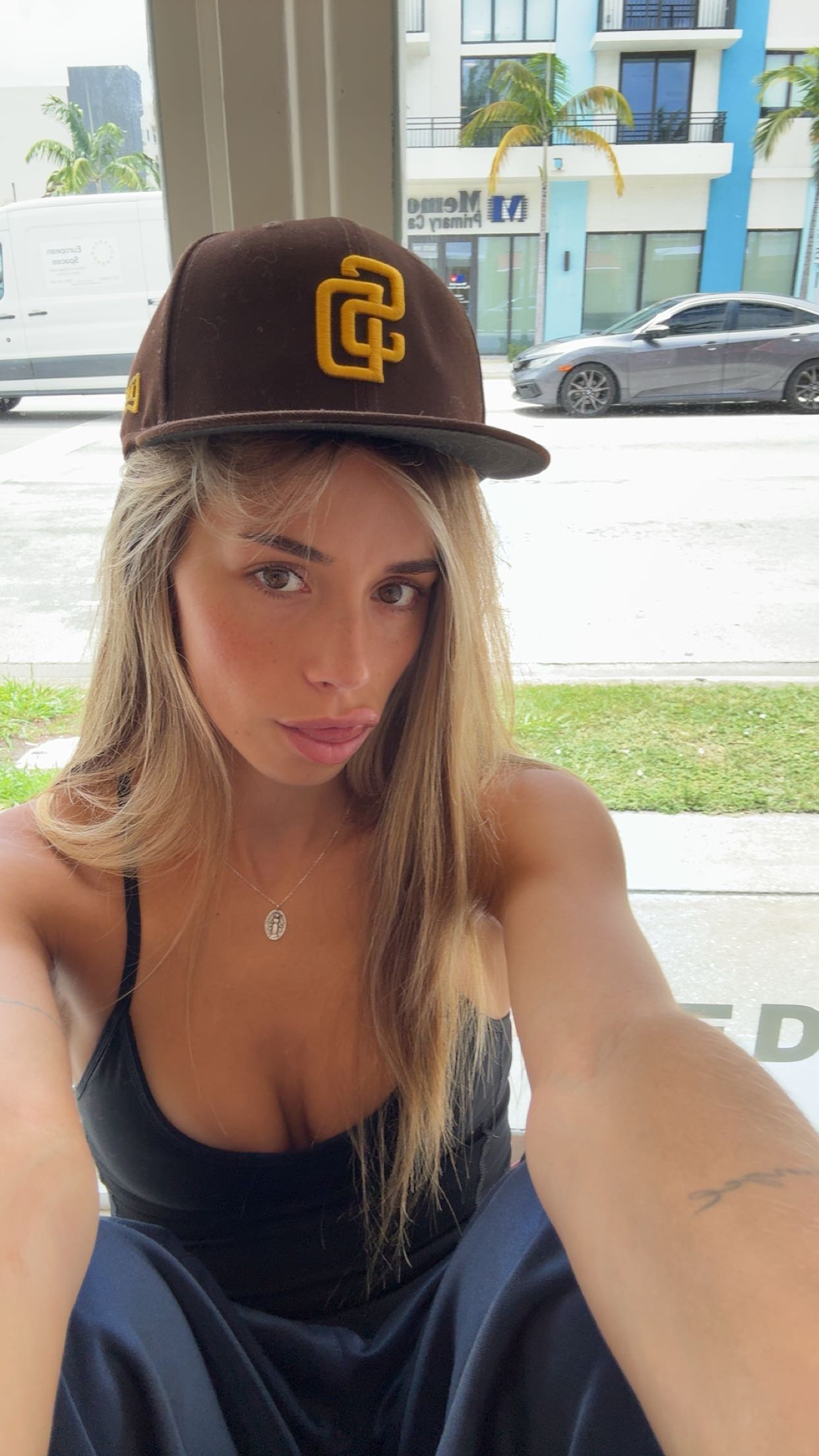 sadie.mckenna snapchat image archive image