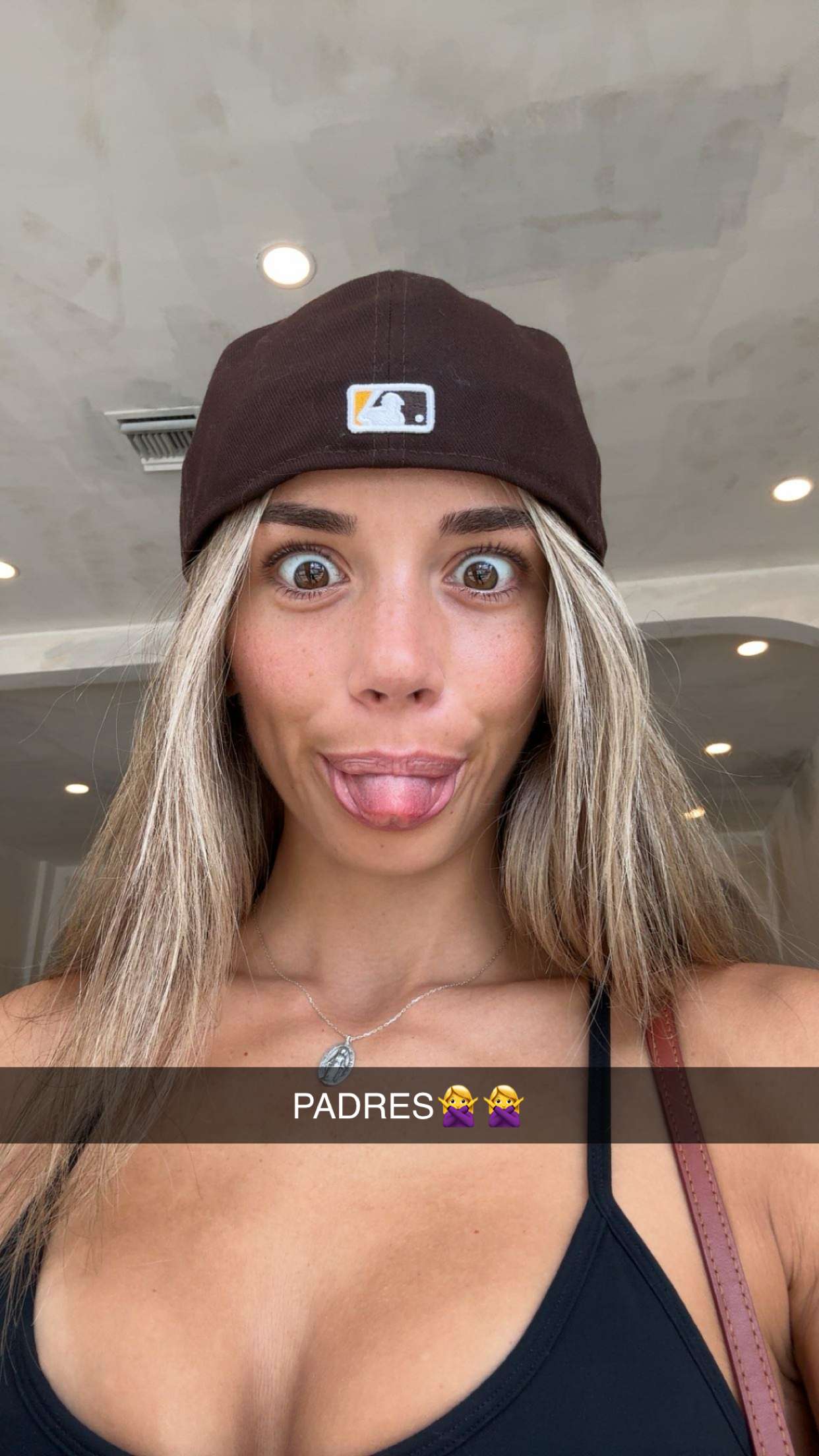 sadie.mckenna snapchat image archive image