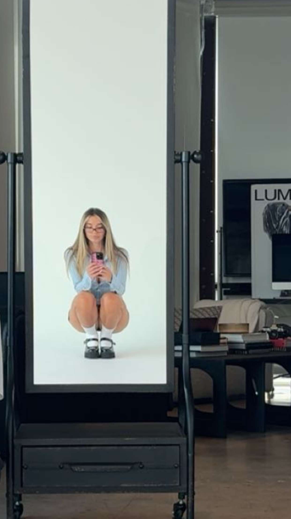 sadie.mckenna snapchat image archive image